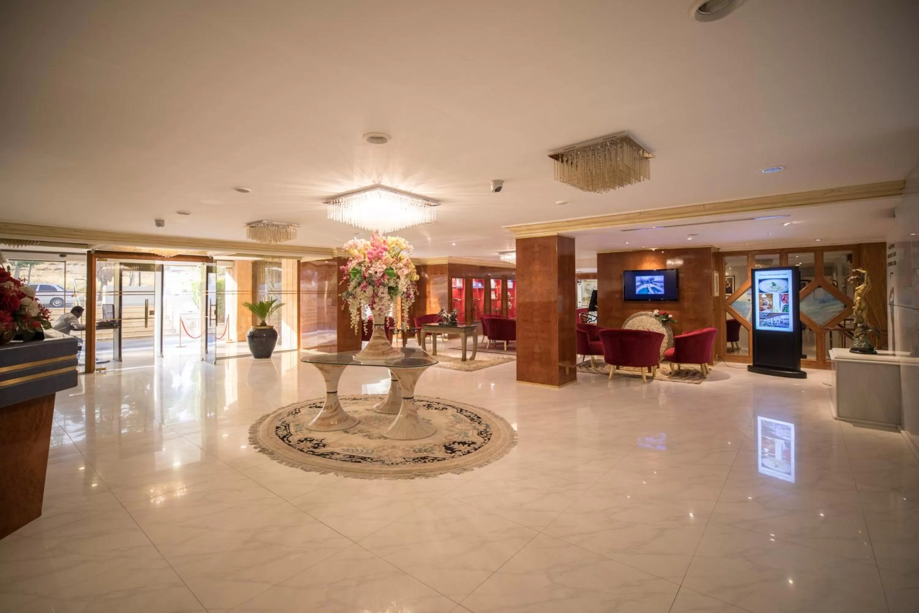 Lobby or reception in Amman International Hotel