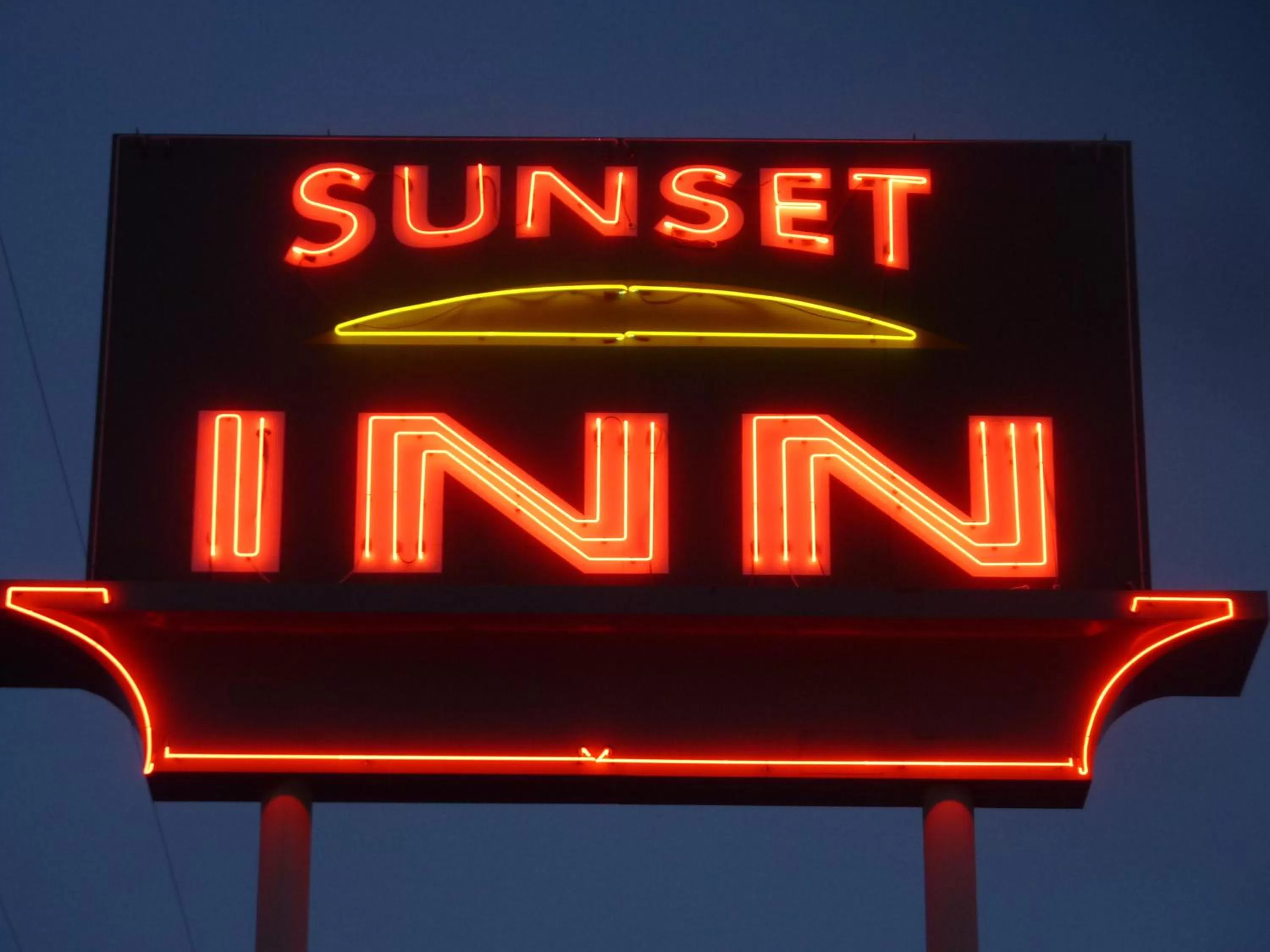 Property logo or sign in Sunset Inn
