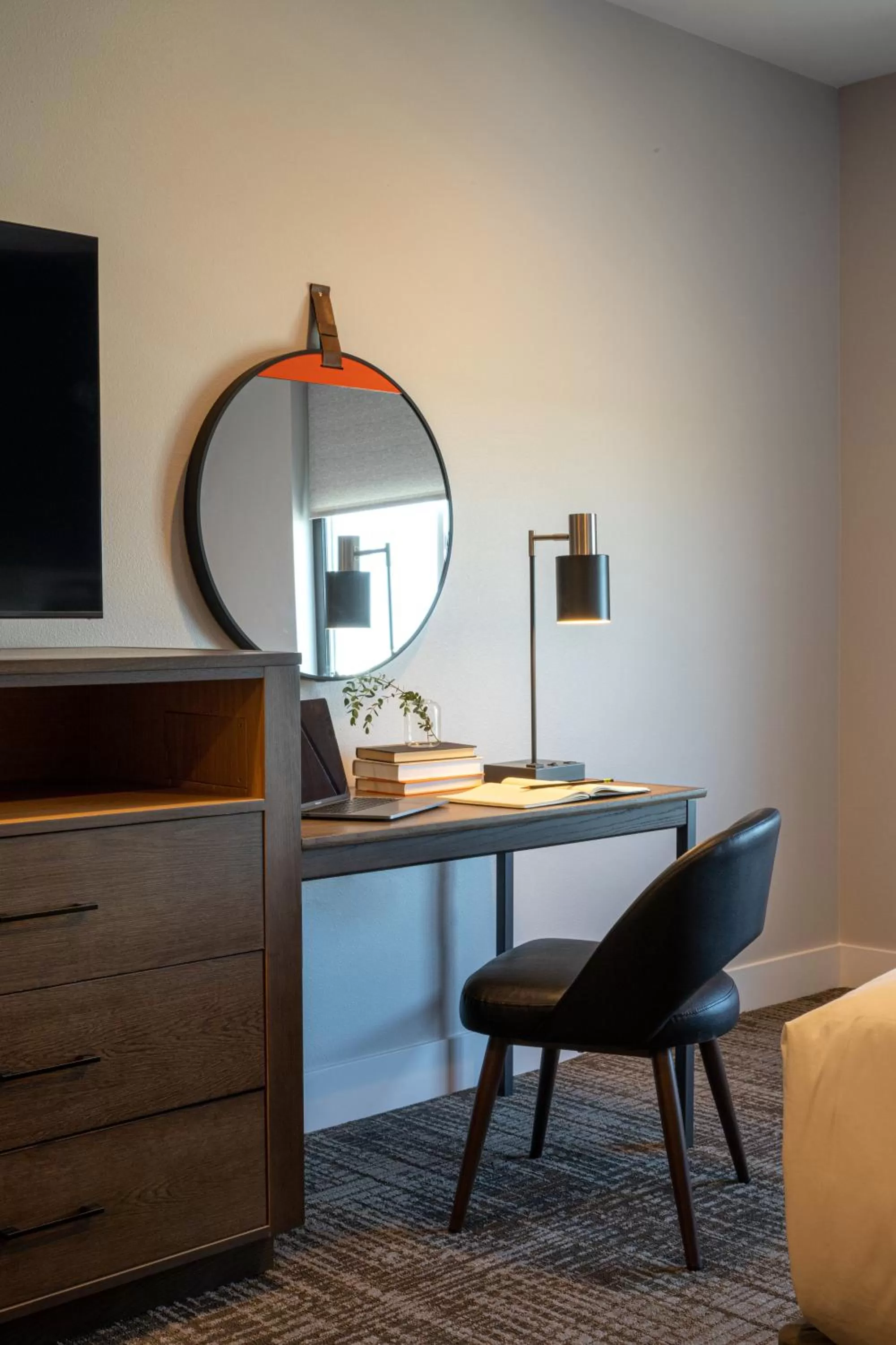 TV and multimedia in Ayres Hotel Rialto Fontana