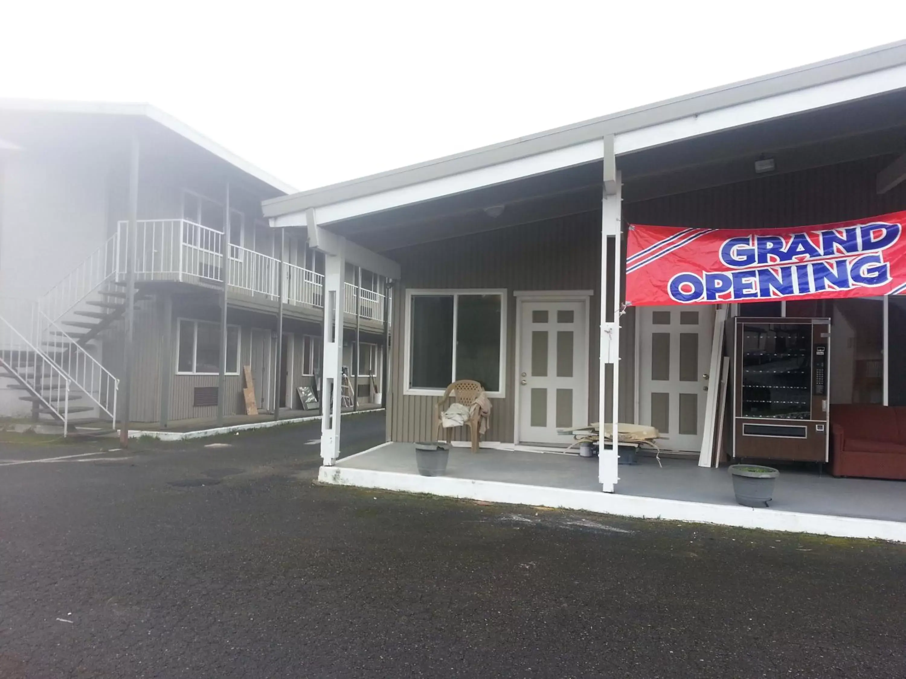 Facade/entrance, Property Building in Grays Harbor Inn & Suites