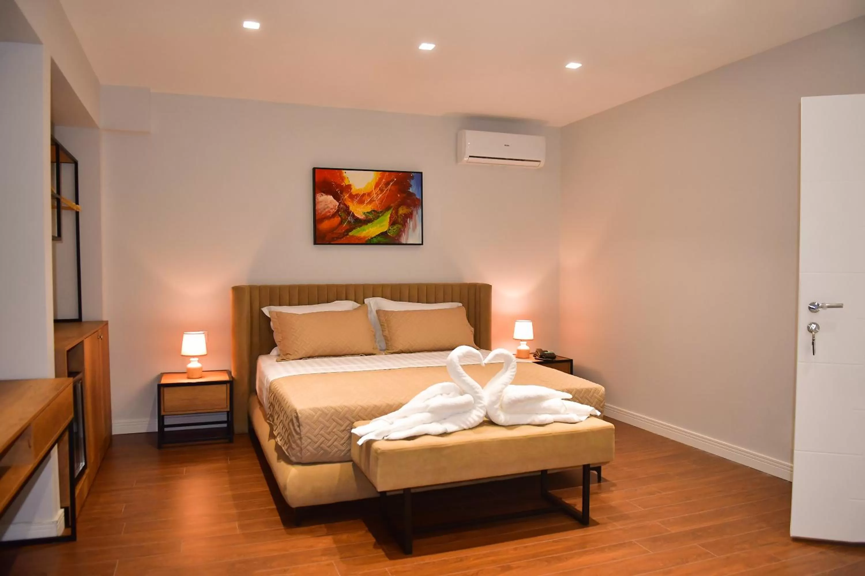 Bed in 313 Villa City Center Hotel