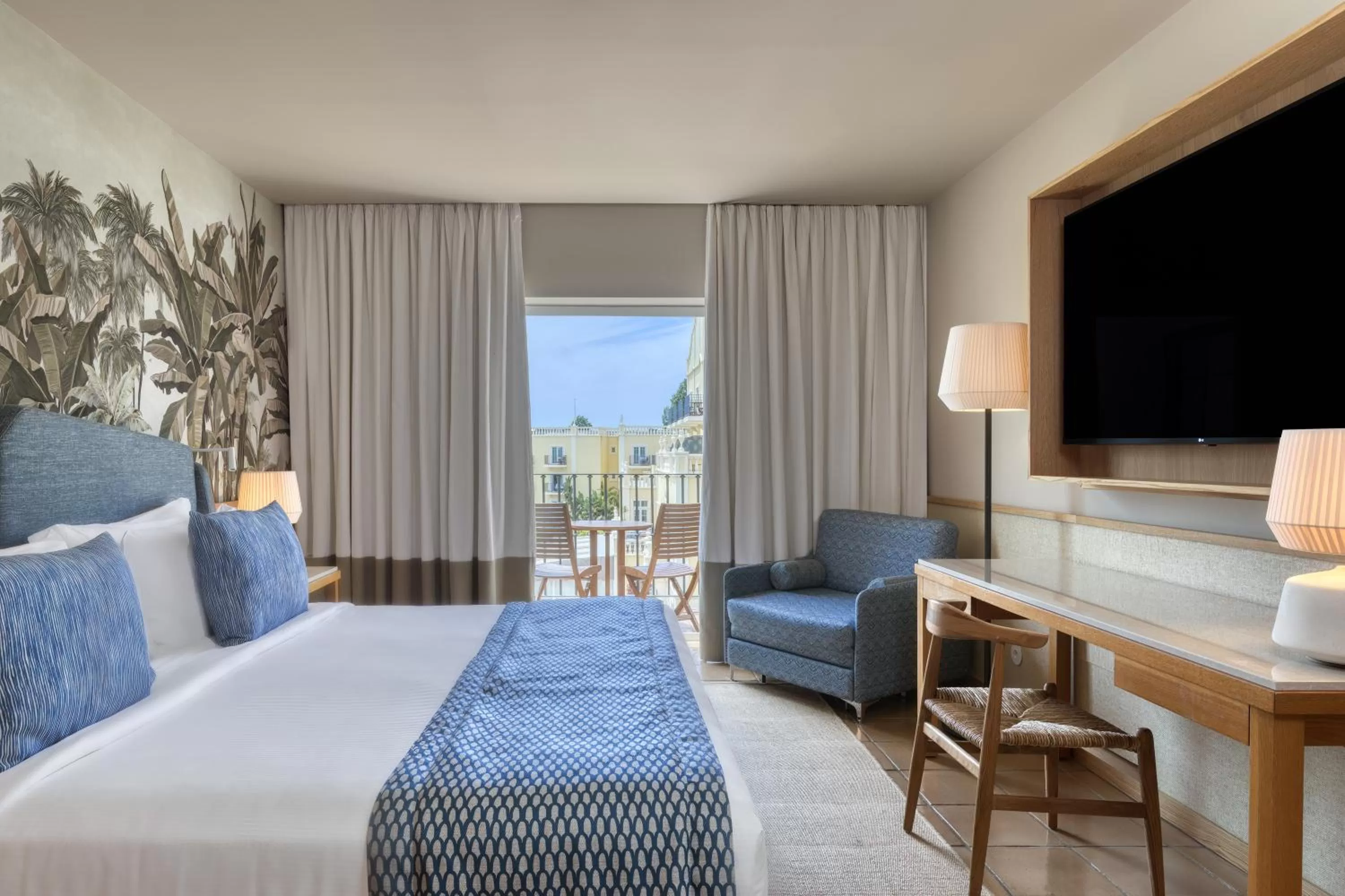 Bed in Domes Lake Algarve, Autograph Collection