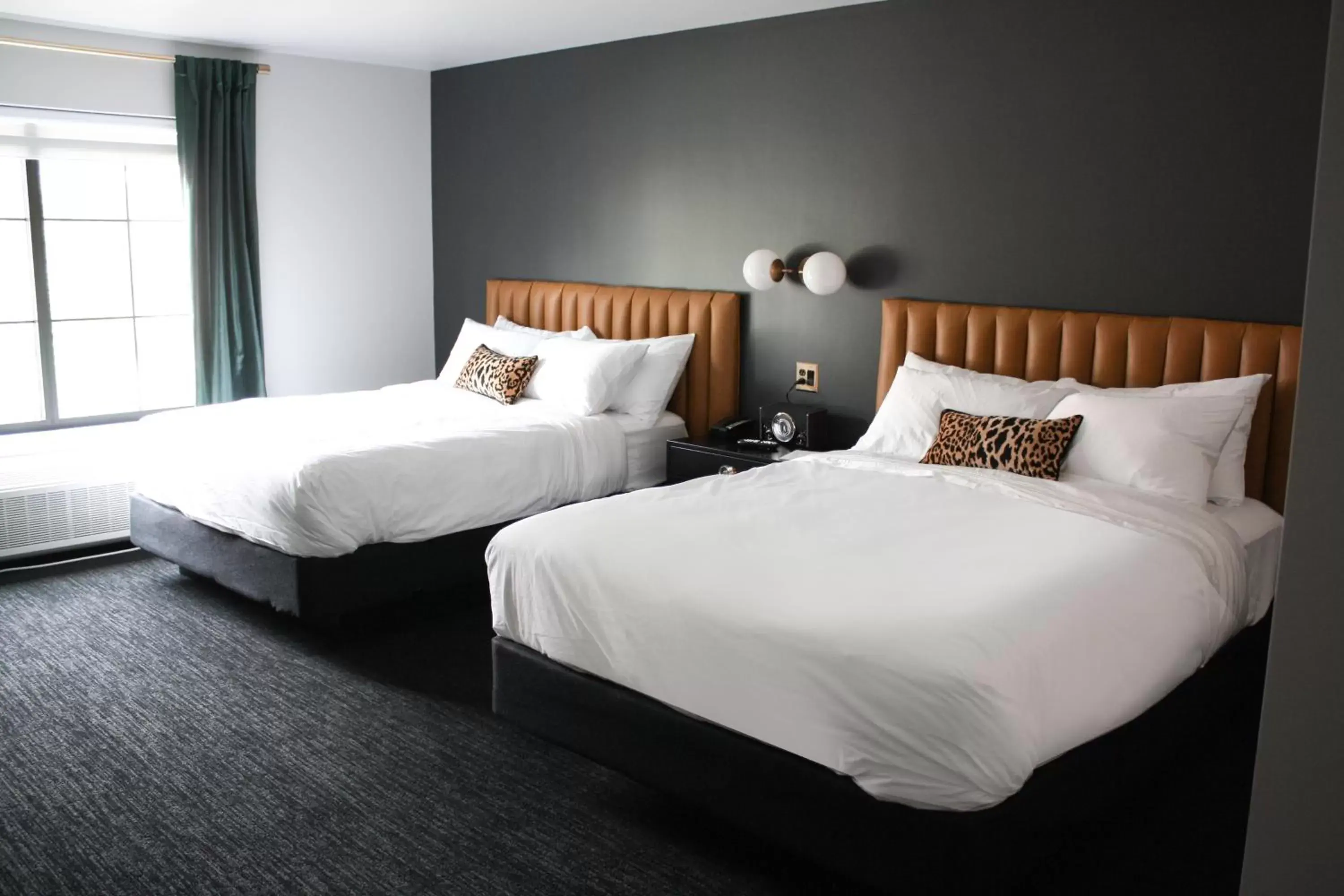 Standard Queen Room with Two Queen Beds - Non-Smoking in The Inn Hotel, Ascend Hotel Collection