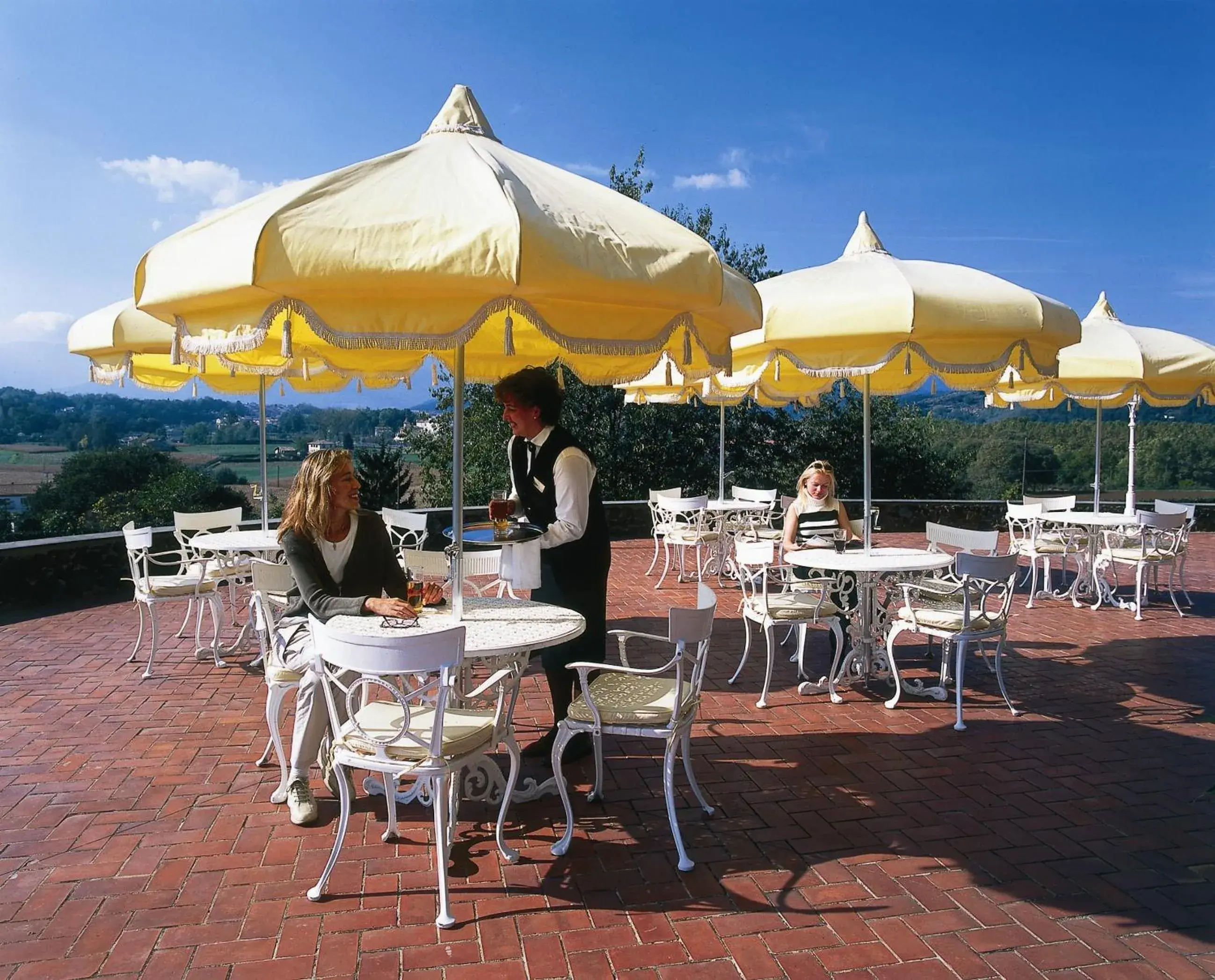 Balcony/Terrace, Restaurant/Places to Eat in Hotel Riu Fluvi