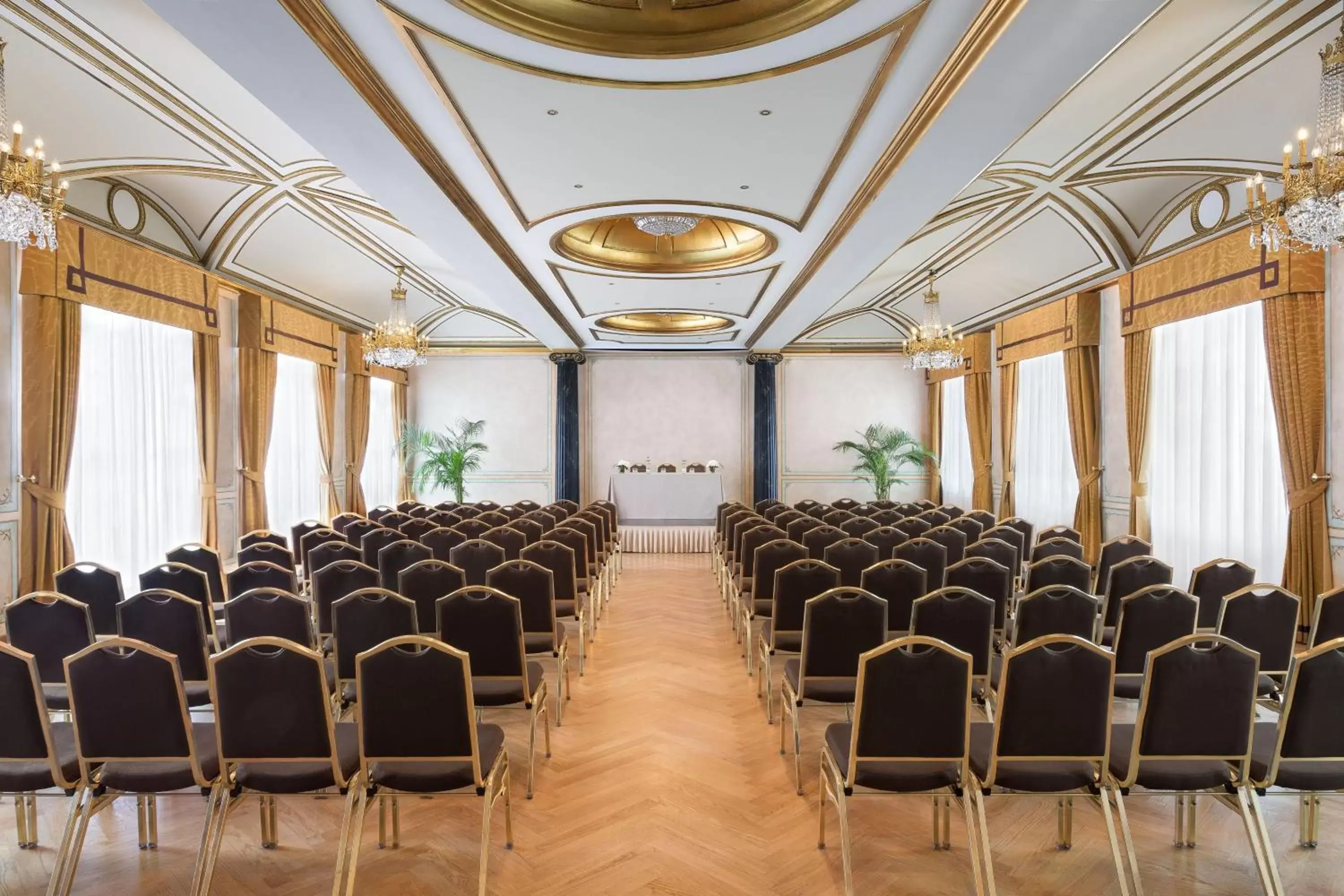 Meeting/conference room in The Westin Palace, Milan