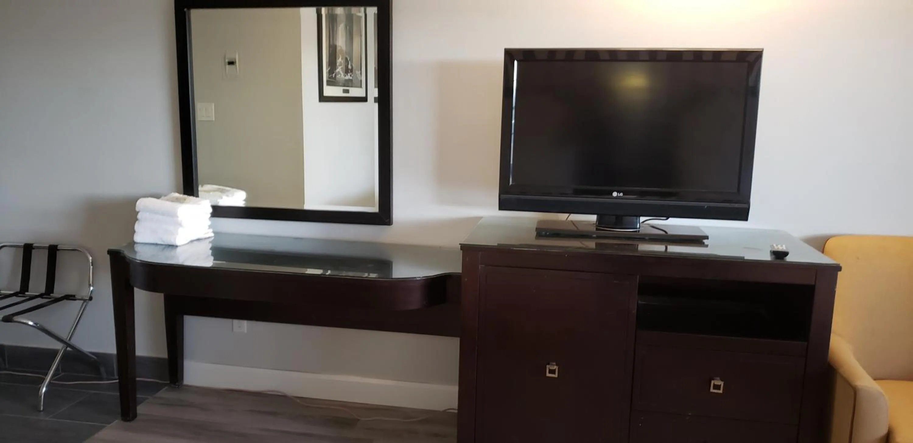 Niagara Falls Courtside Inn