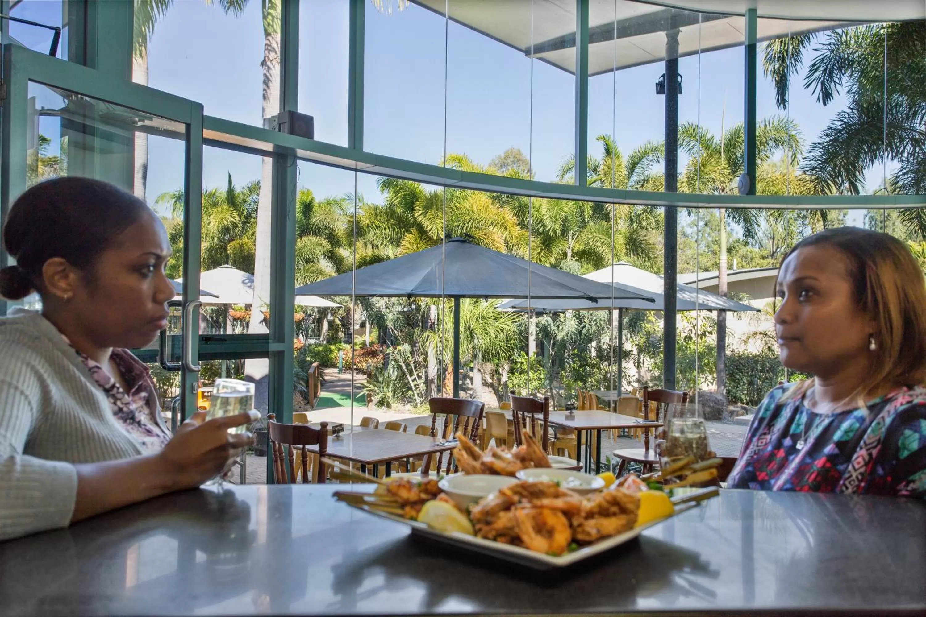 Lounge or bar in Capricorn Motel & Conference Centre