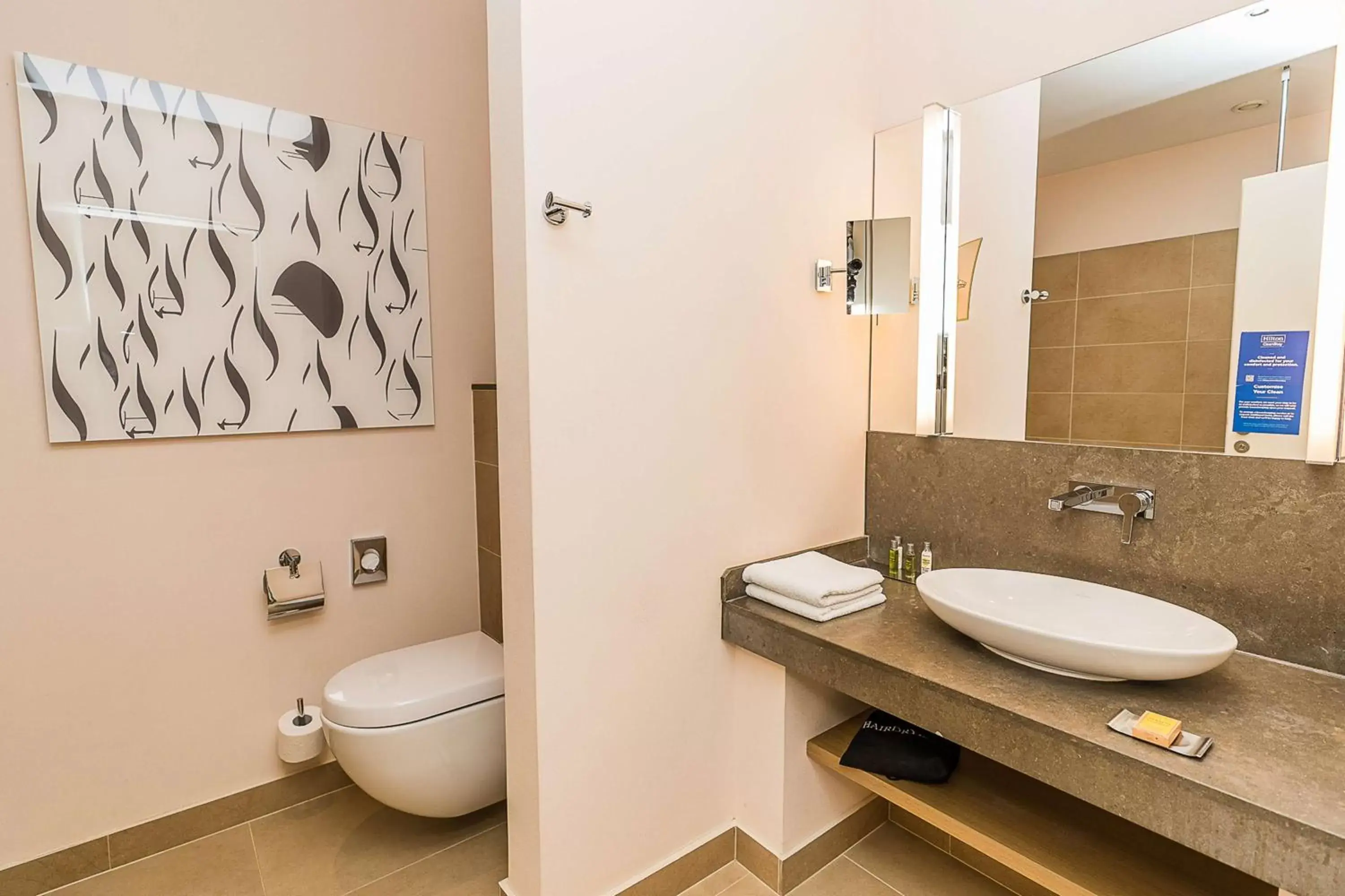 Bathroom in DoubleTree by Hilton Oradea