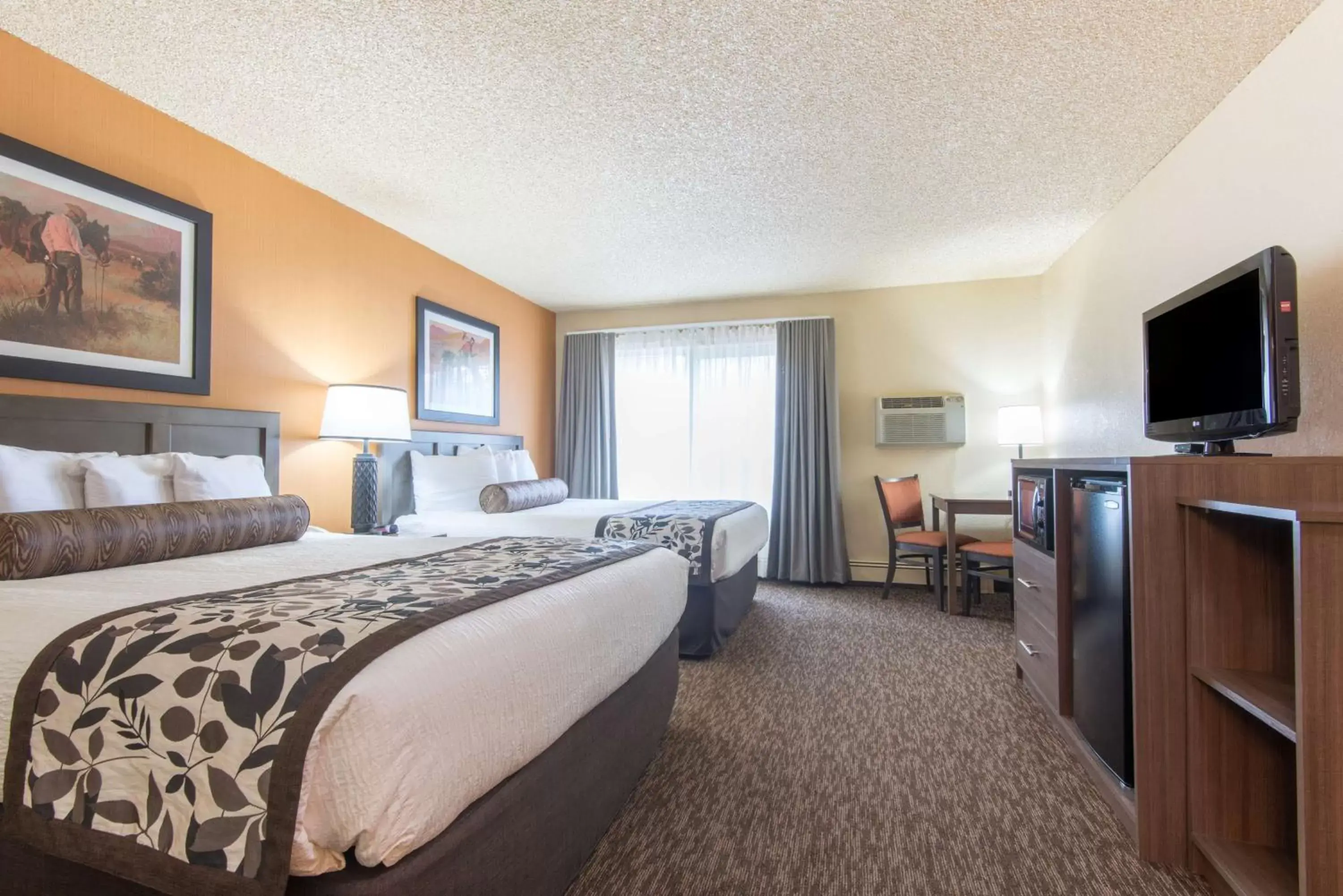 Queen Room with Two Queen Beds - Non-Smoking in Days Inn & Suites by Wyndham Bozeman