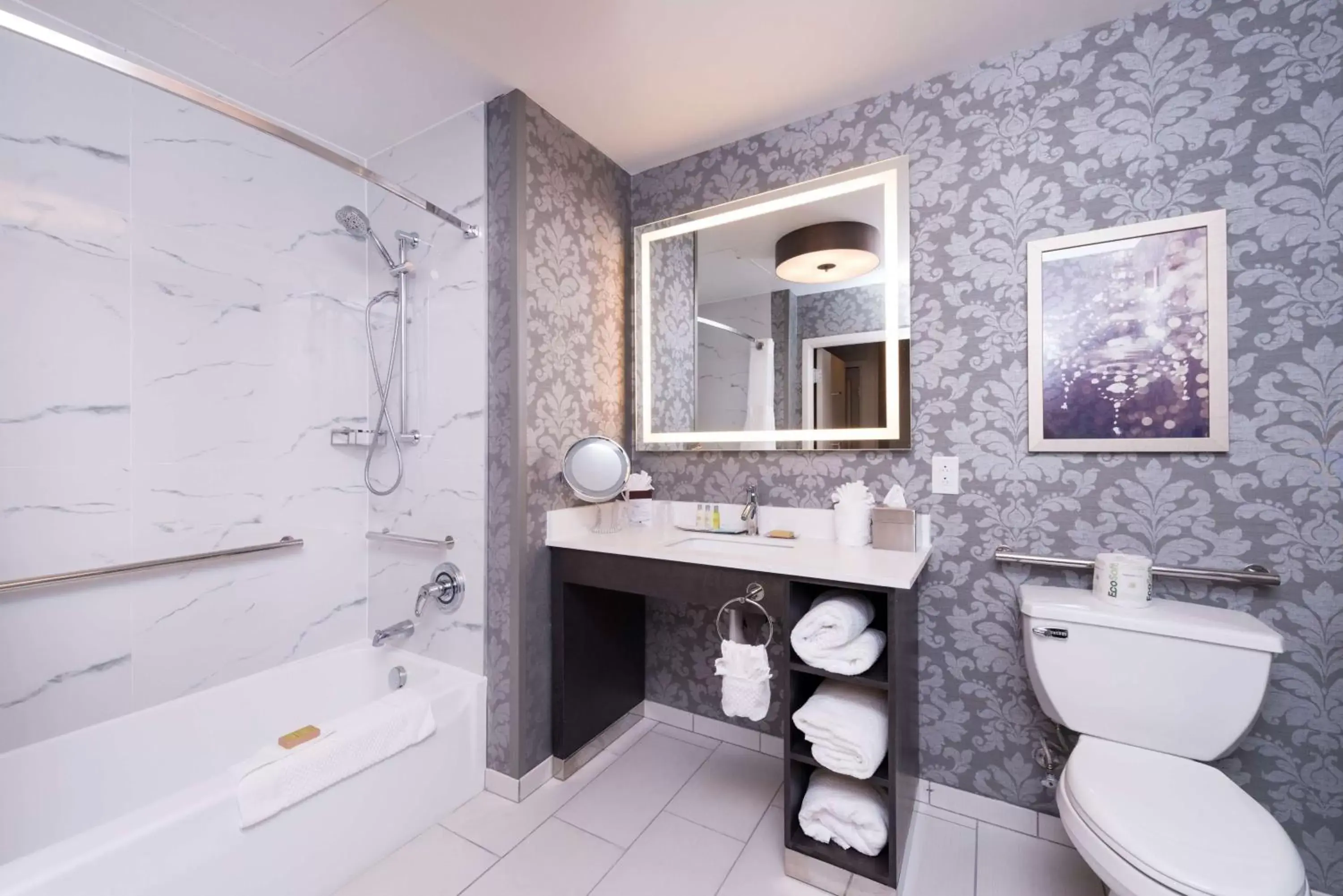 Bathroom in DoubleTree by Hilton Utica