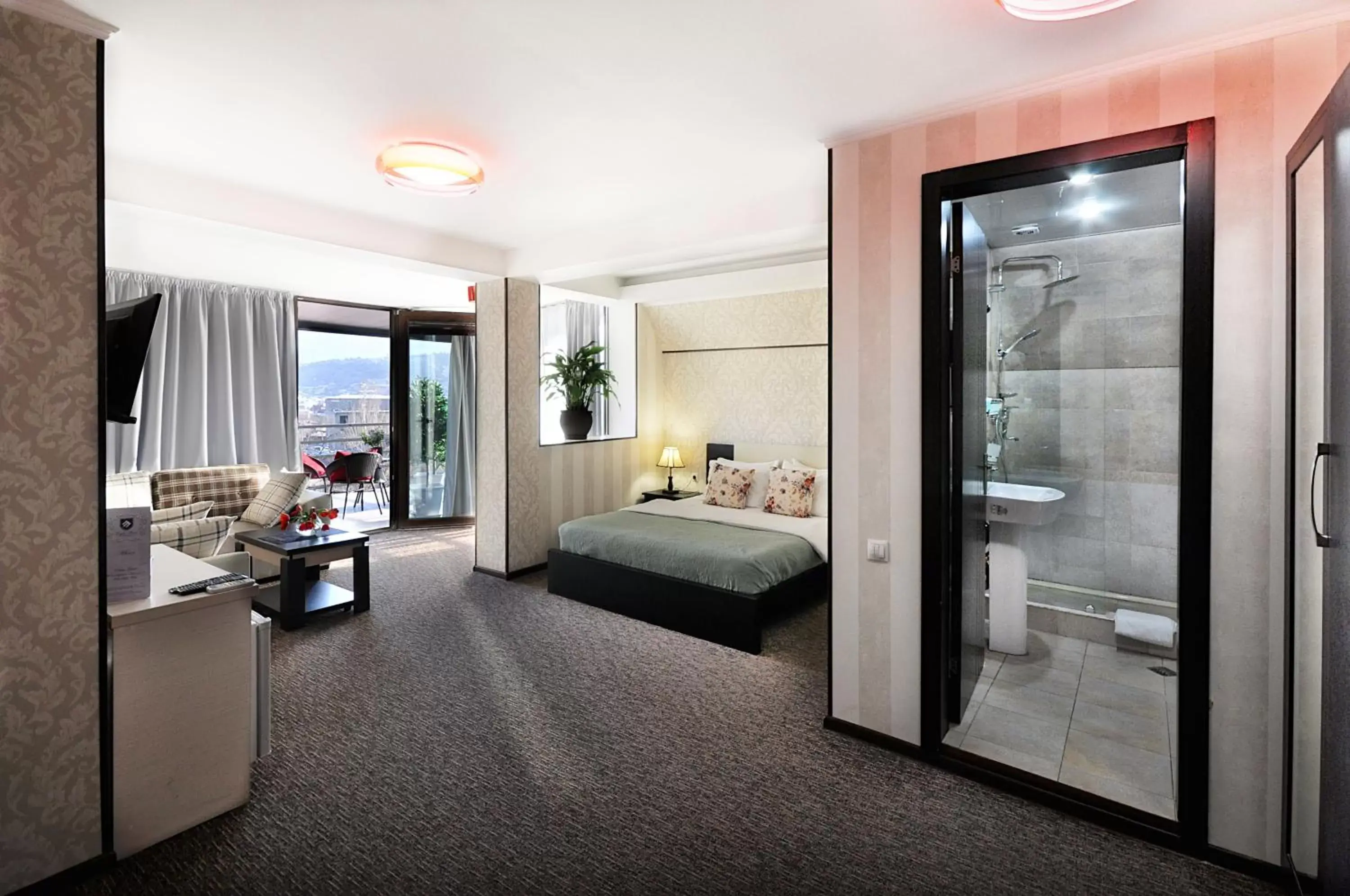 Photo of the whole room, Bed in Light House Old City Photo of the whole room, Bed in Light House Old City