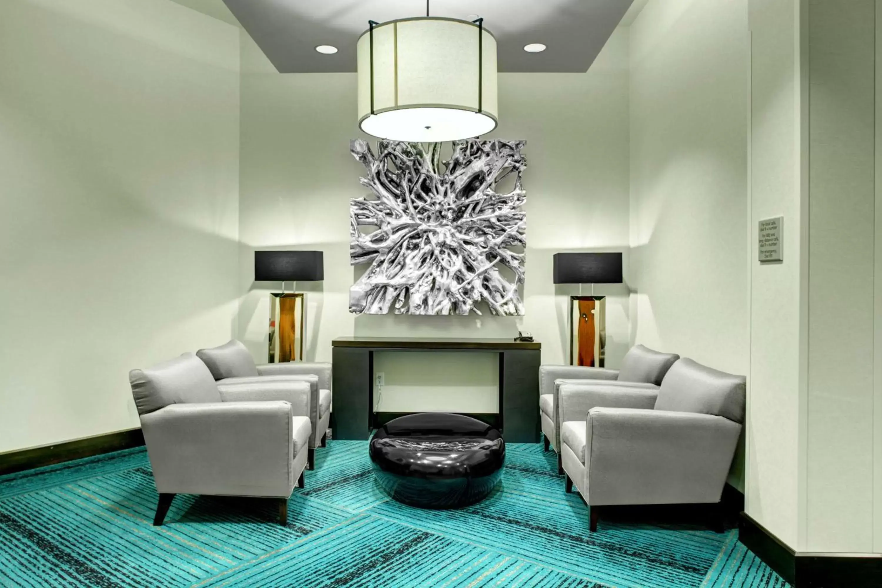 Lobby or reception, Seating Area in Hampton Inn & Suites - Roanoke-Downtown, VA