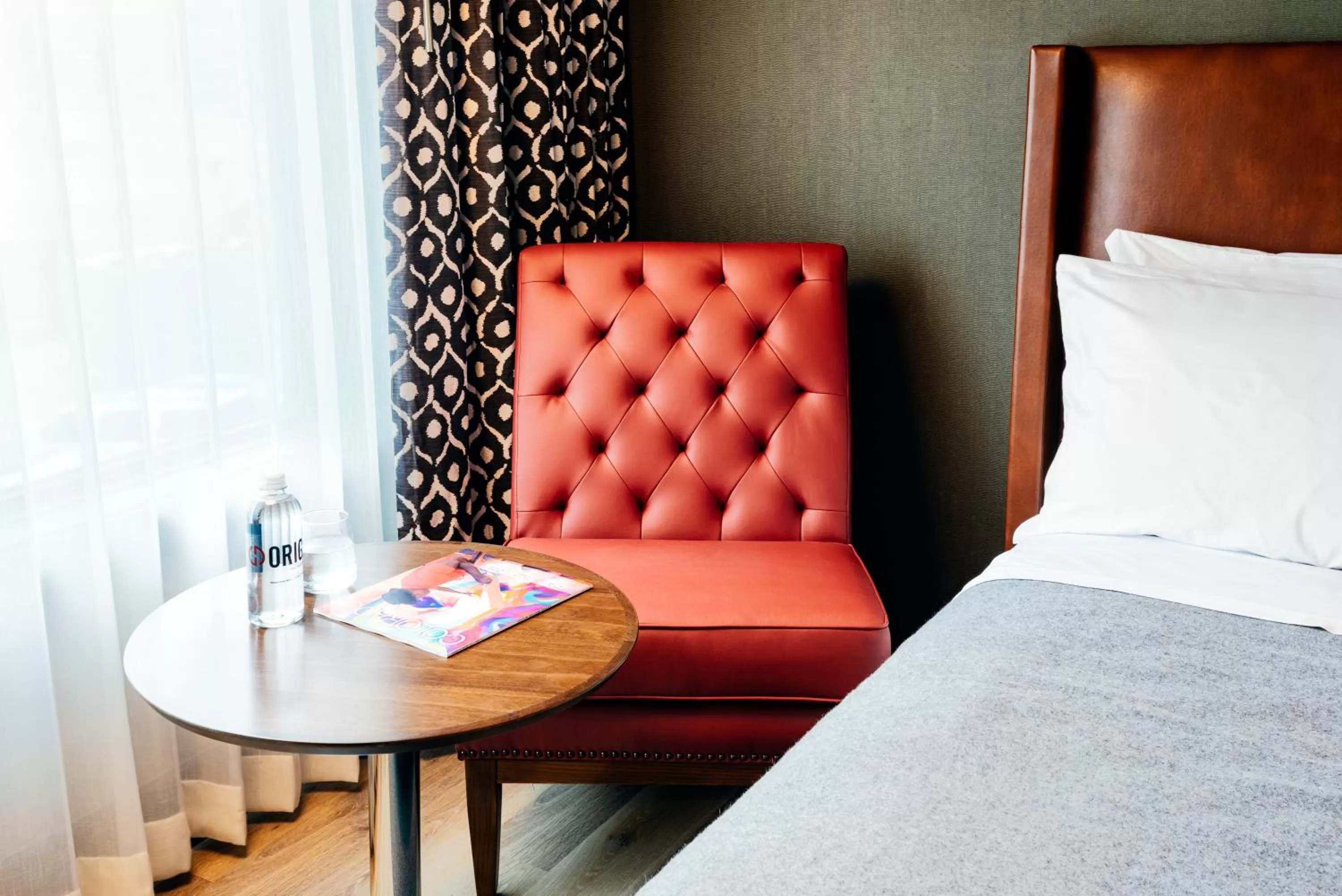 Seating area, Bed in Origin Red Rocks, a Wyndham Hotel