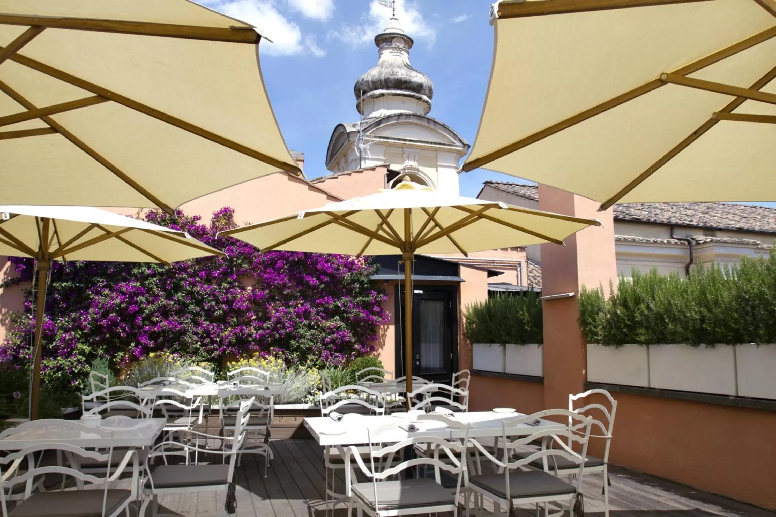 Balcony/Terrace, Restaurant/Places to Eat in DOM Hotel Roma - Preferred Hotels & Resorts