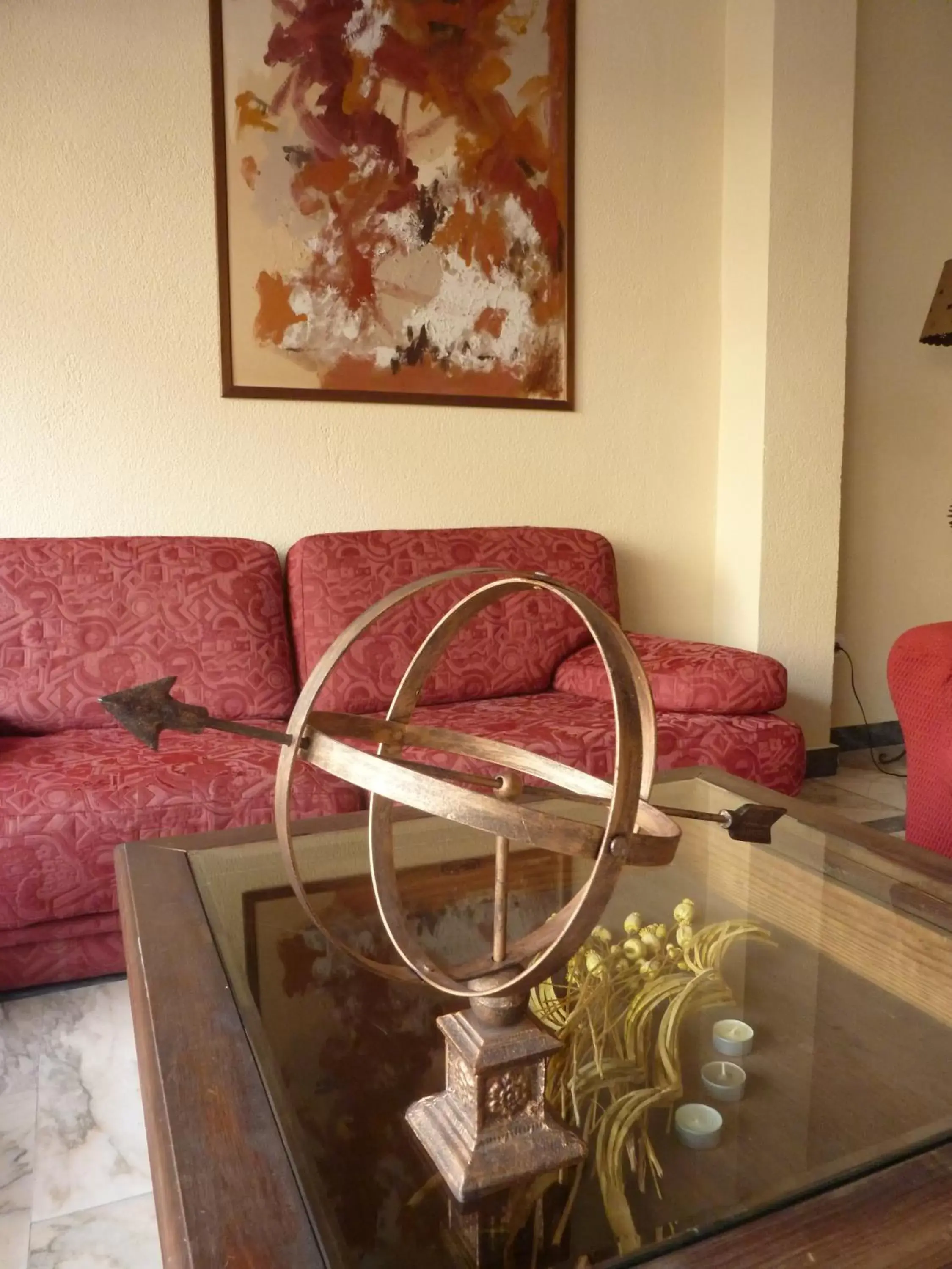 Communal lounge/ TV room, Seating Area in Hotel La Brañina