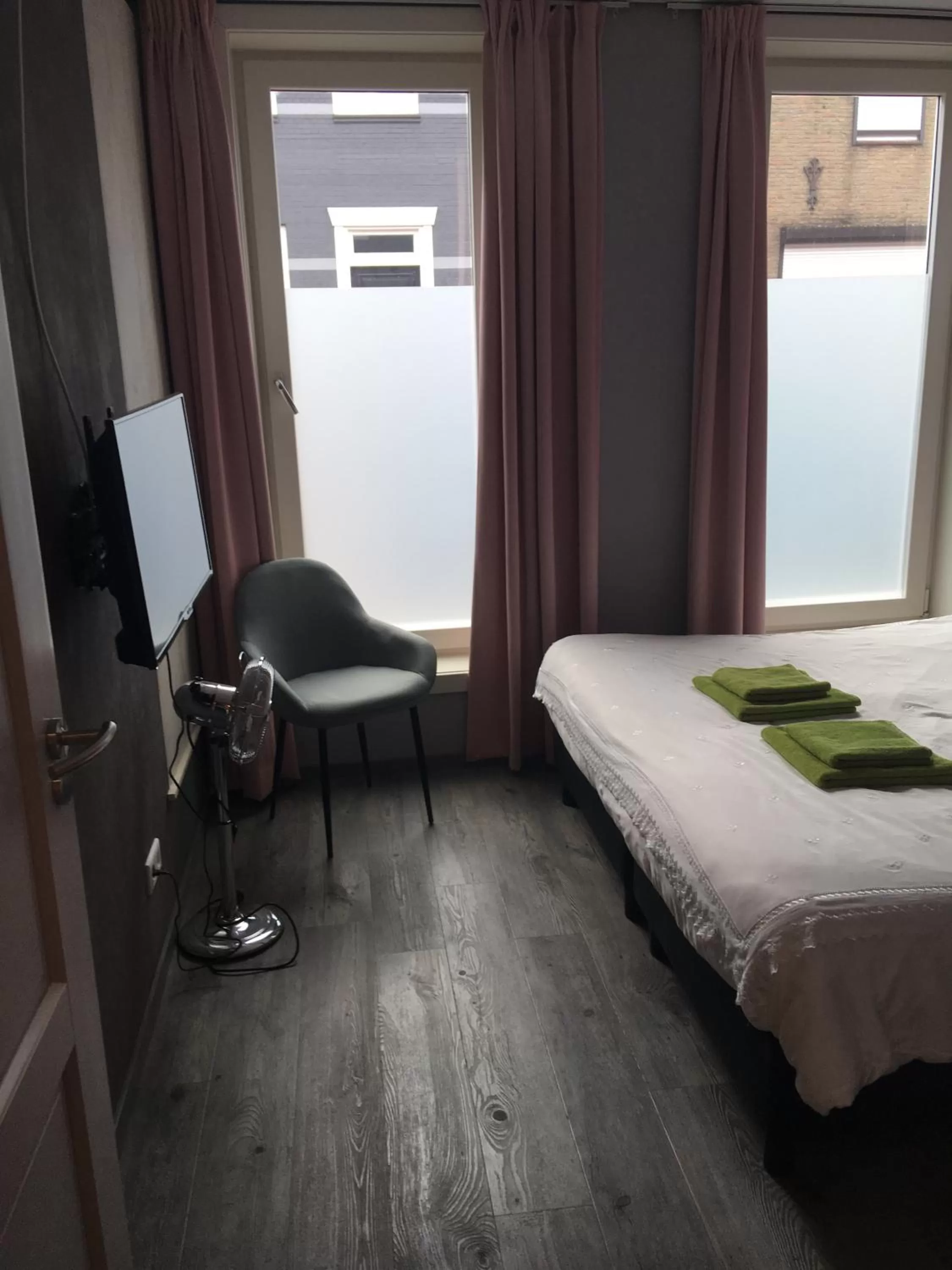 Bed in Vrije Vlinders