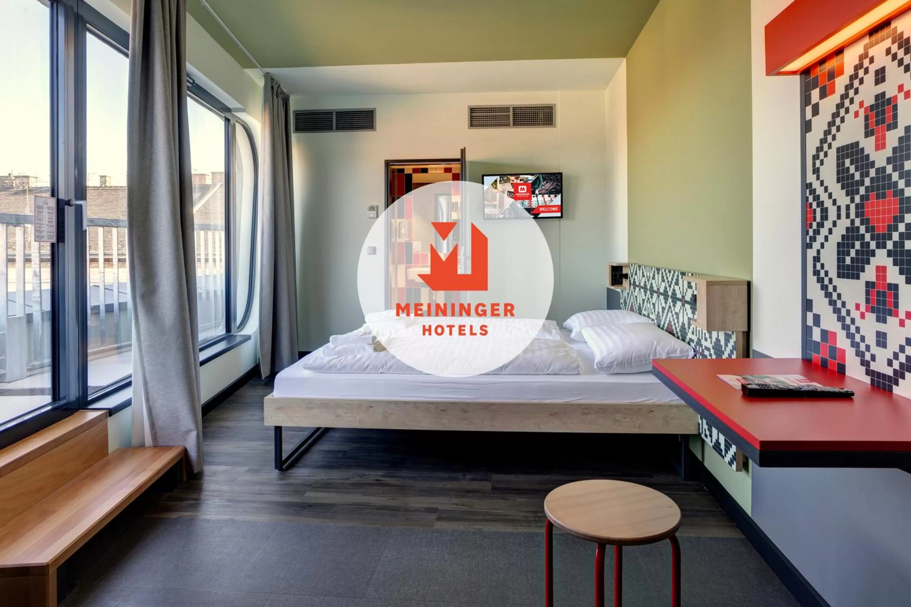 Bedroom, Bed in MEININGER Budapest Great Market Hall