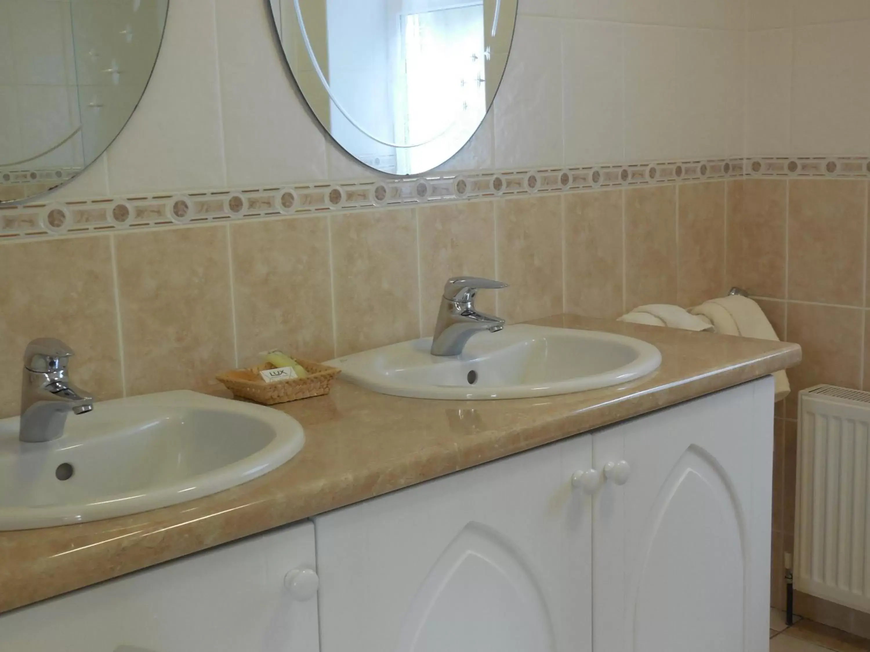 Bathroom in Crystal Springs B&B