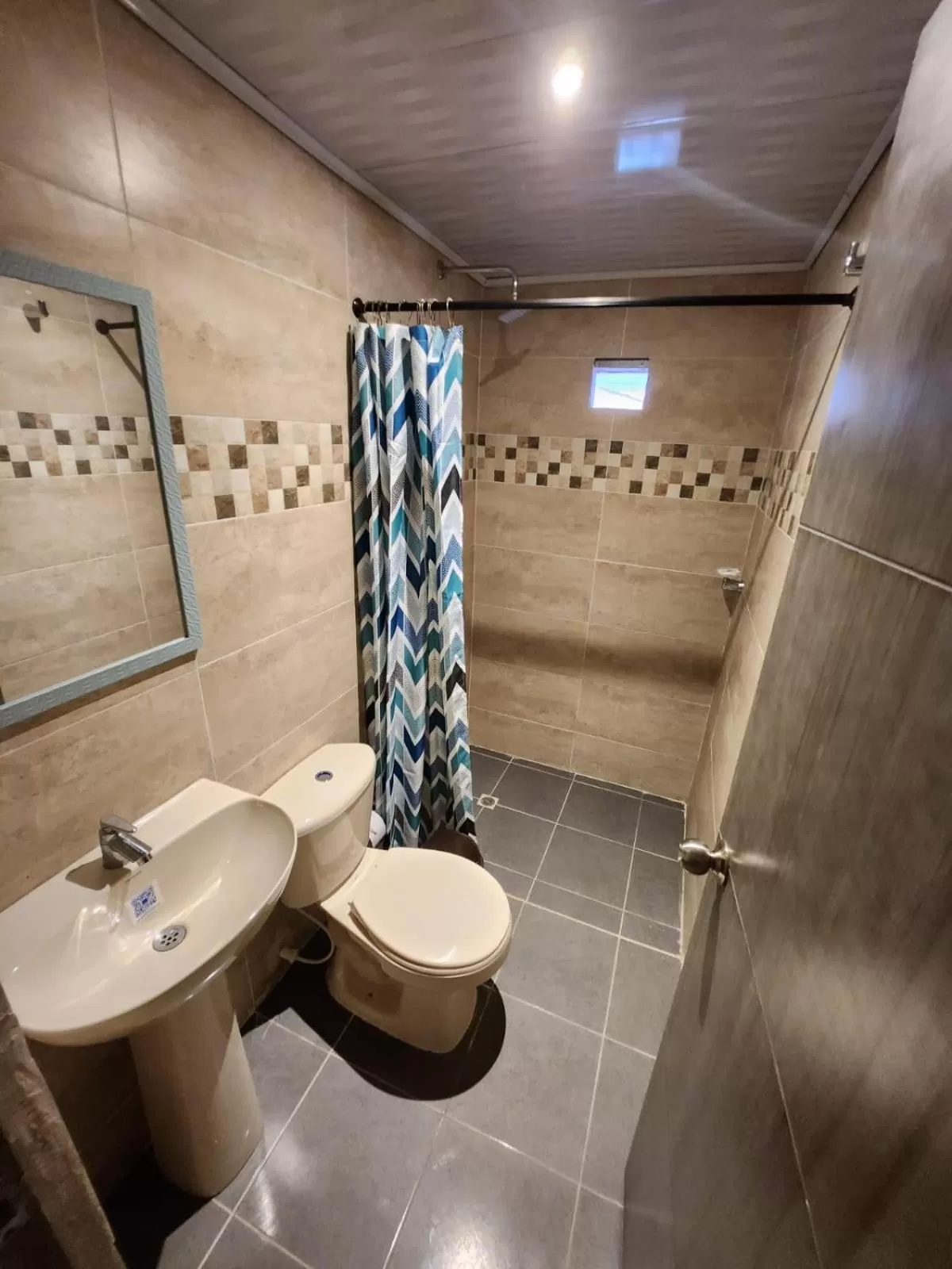 Toilet, Bathroom in HOTEL COSTA AZUL SAI