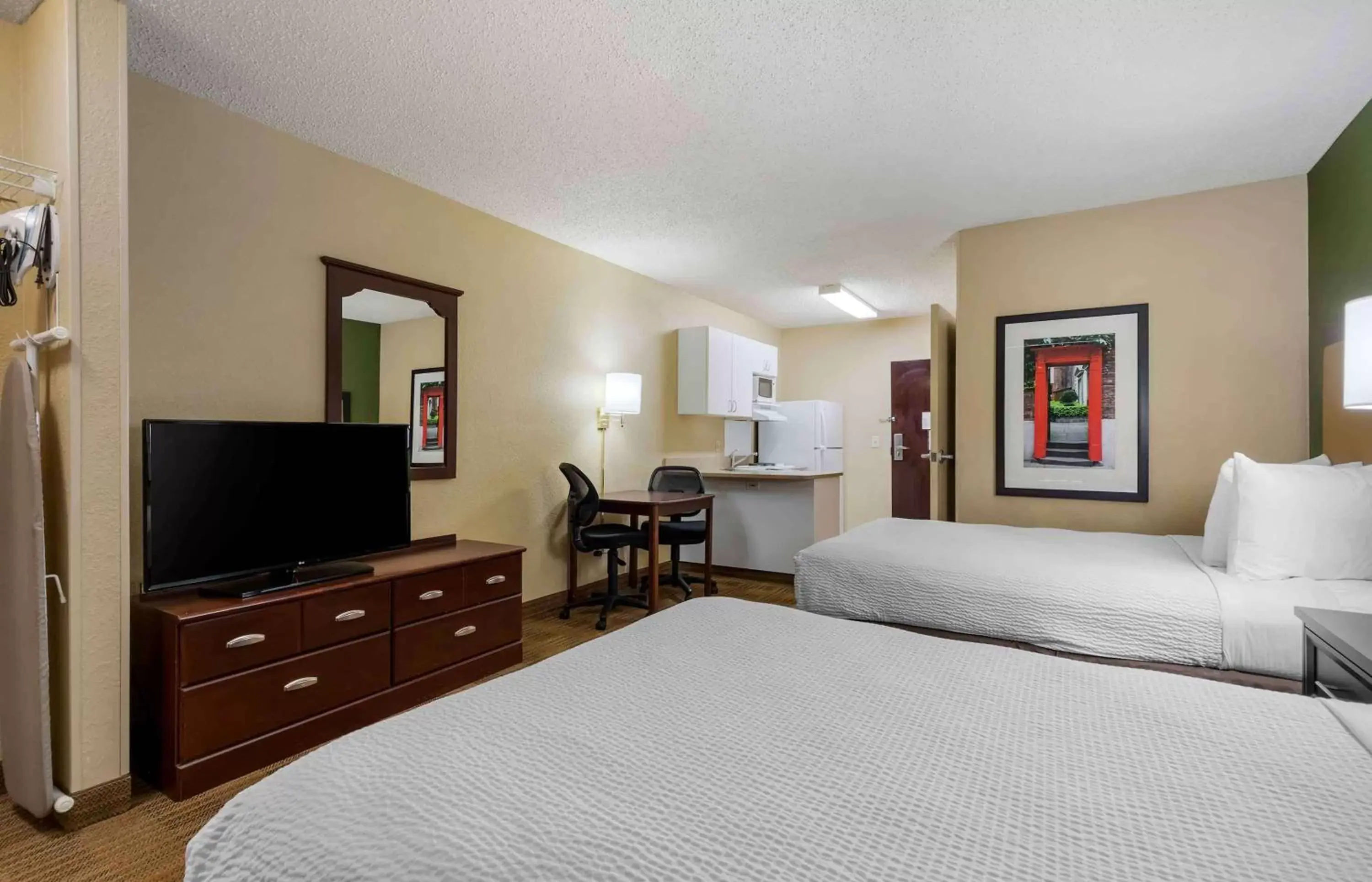 Bedroom, Bed in Extended Stay America Suites - Laredo - Del Mar