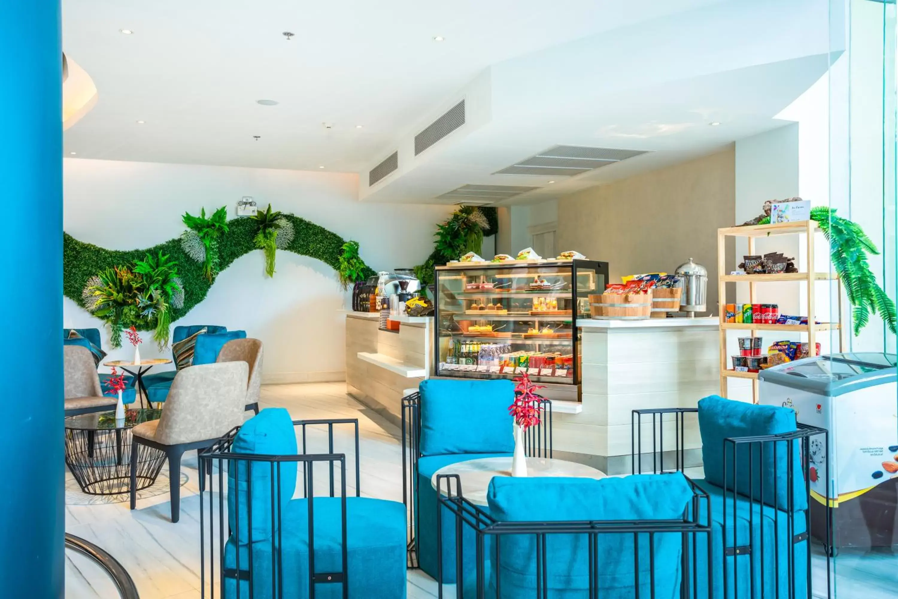 Lounge or bar in Centara Sonrisa Residences & Suites Sriracha - SHA Extra Plus Lounge or bar in Centara Sonrisa Residences & Suites Sriracha - SHA Extra Plus