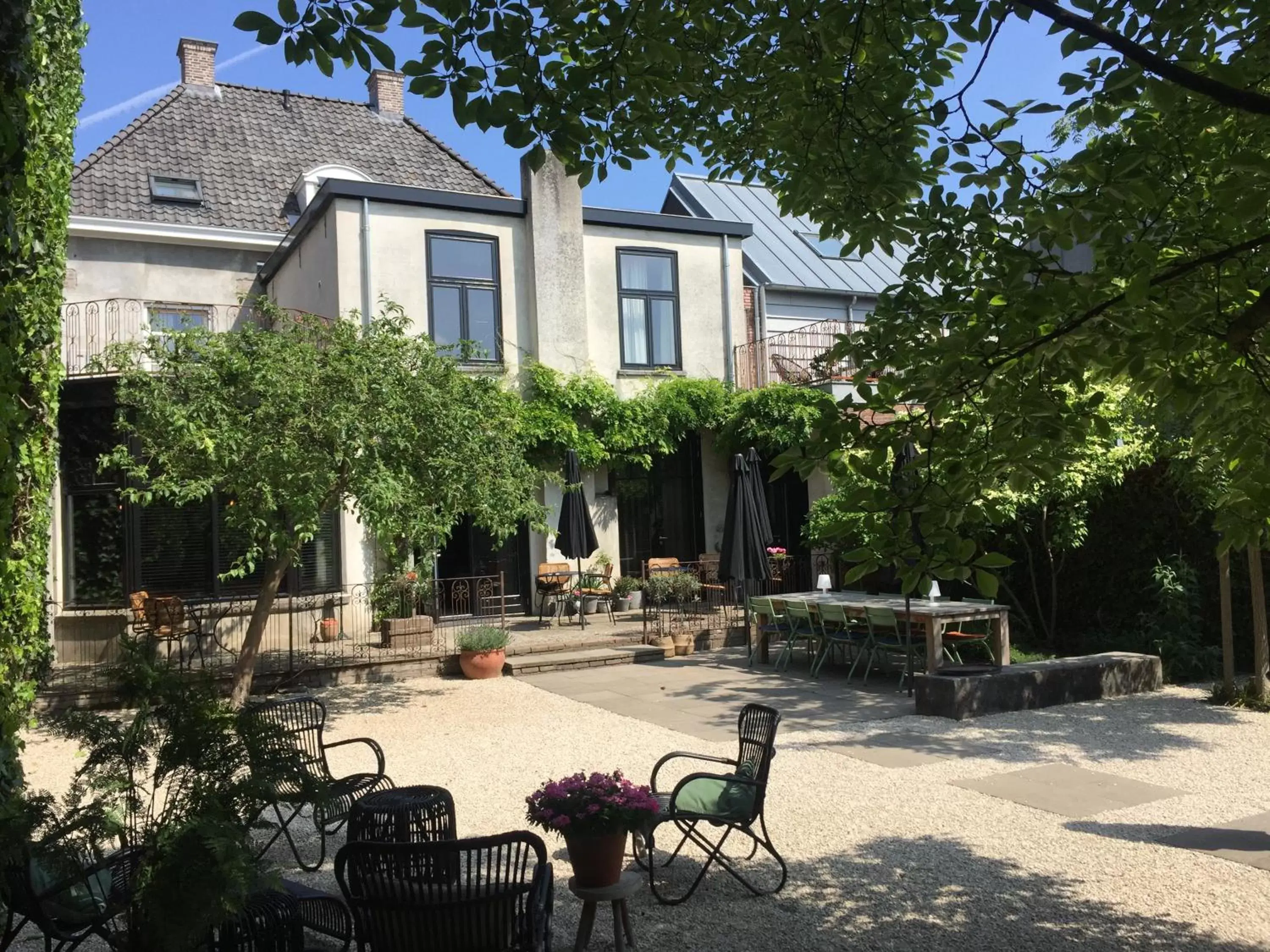 Garden, Property Building in The Yard hotel Zuidkade