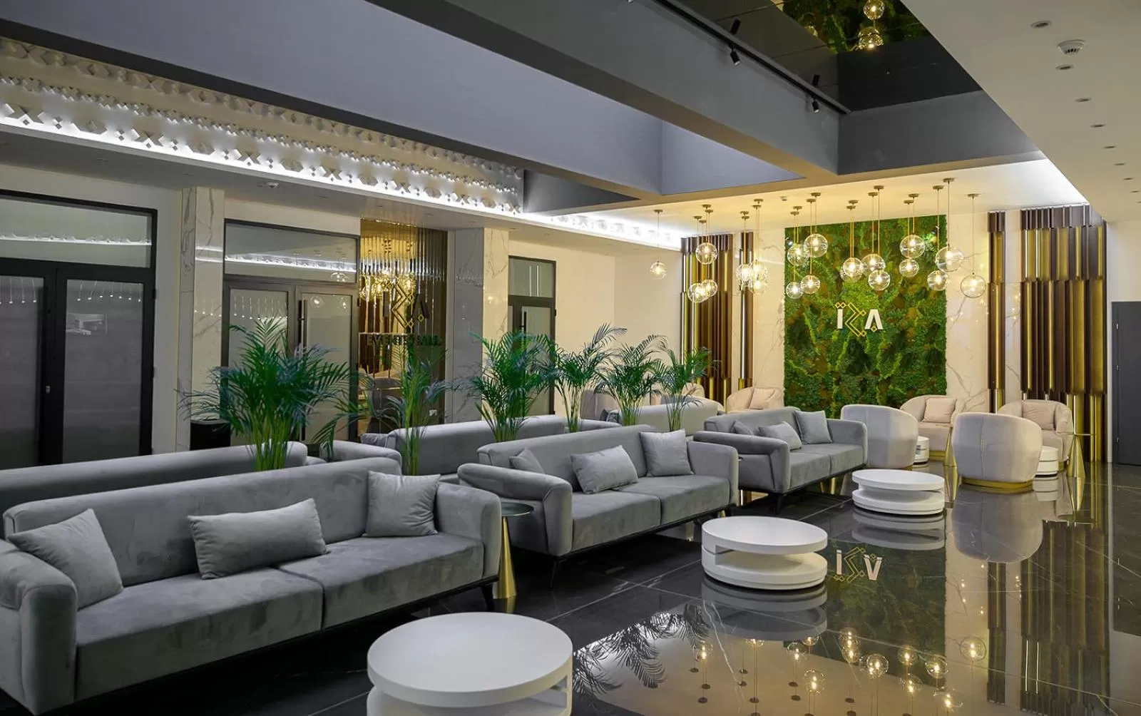 Lobby or reception in Iza Hotel
