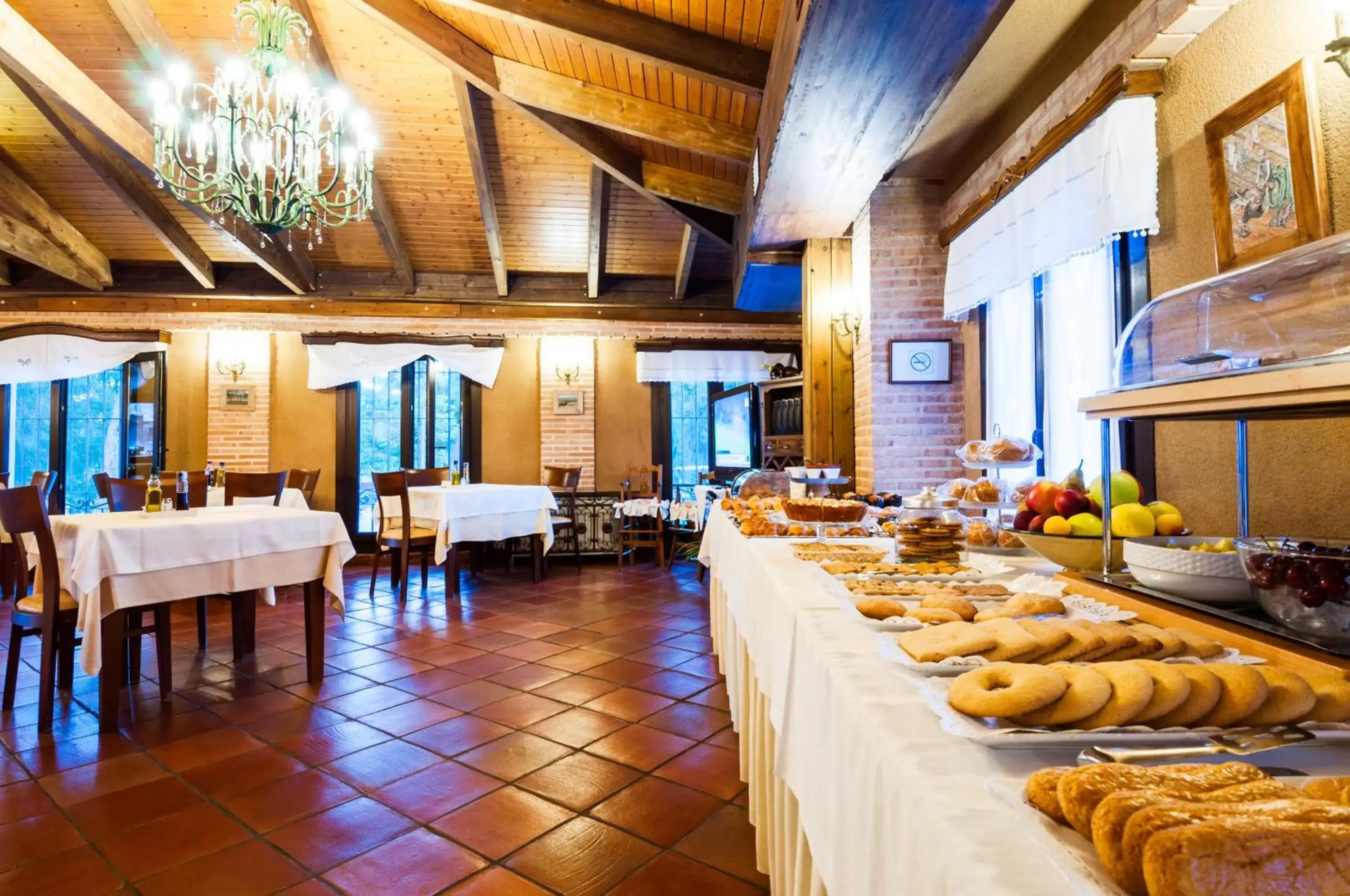Restaurant/Places to Eat in Hotel Doña Manuela