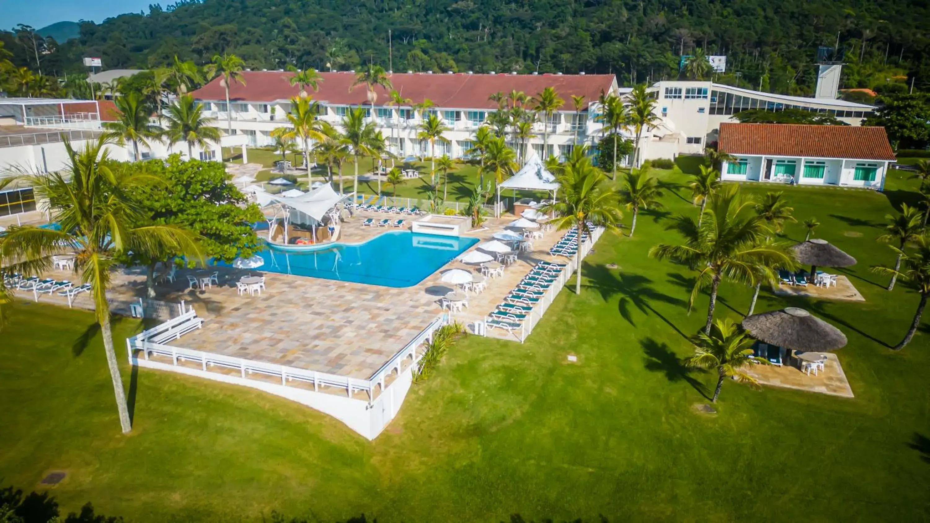 Pool View in Itapema Beach Hoteis by Nobile