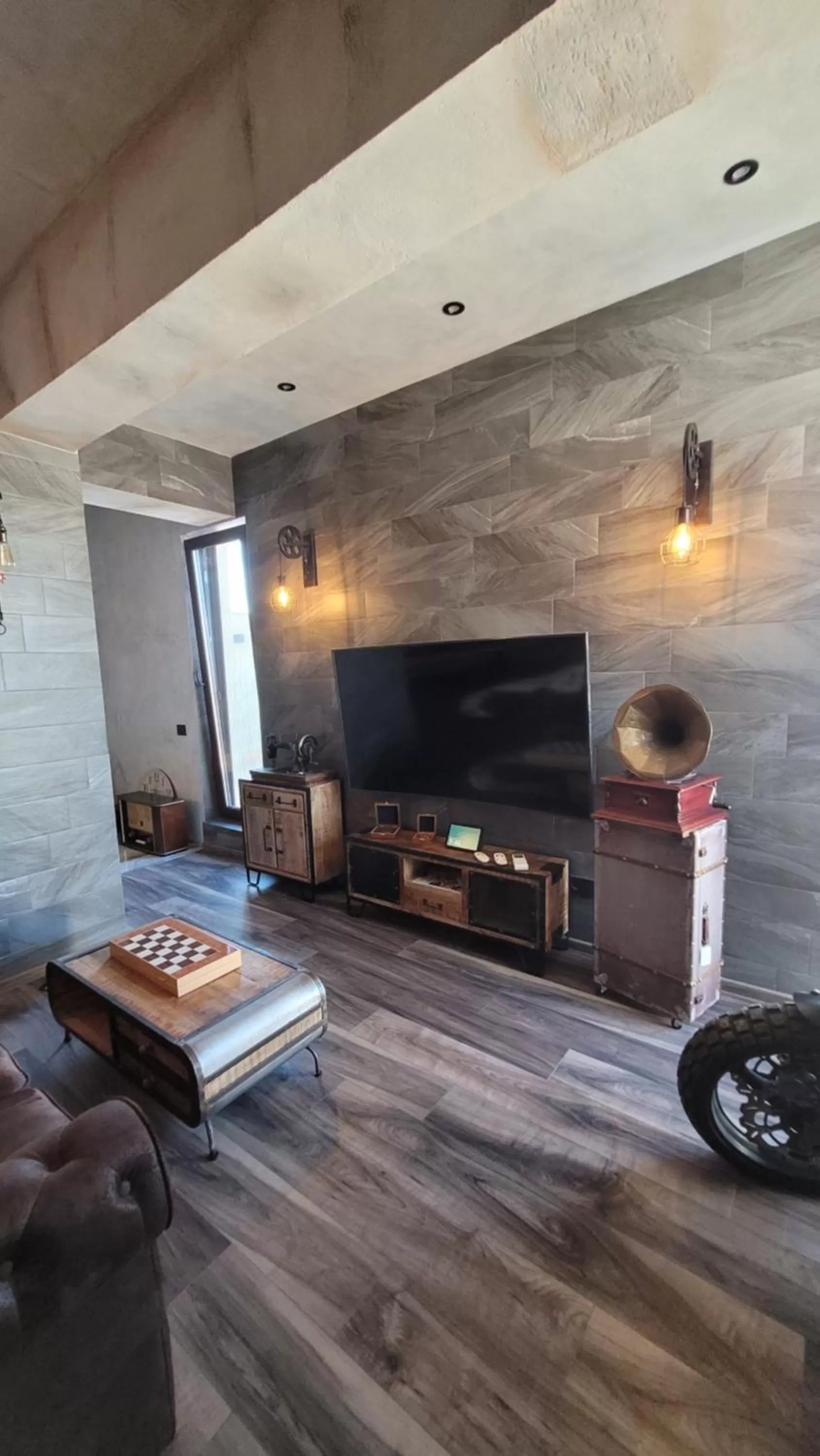 TV and multimedia in Terrace Suites Iasi