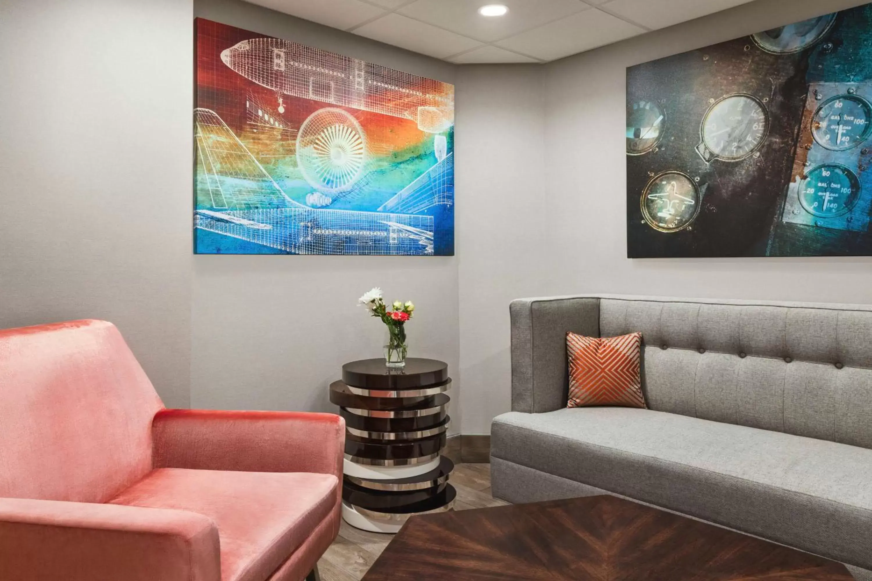 Lobby or reception, Seating Area in Hampton Inn Chicago-O'Hare International Airport