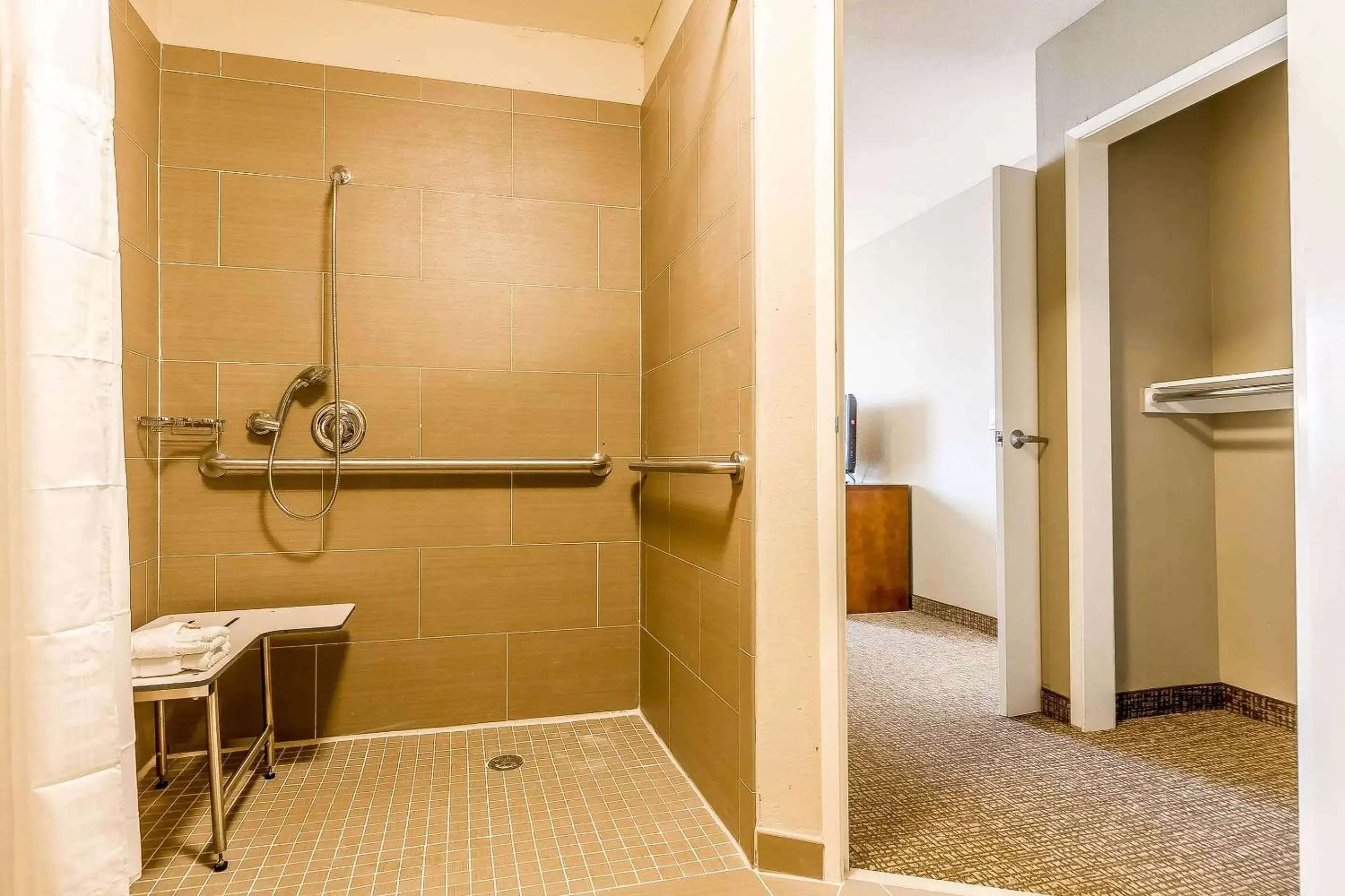 Bathroom in Comfort Inn & Suites Rocklin