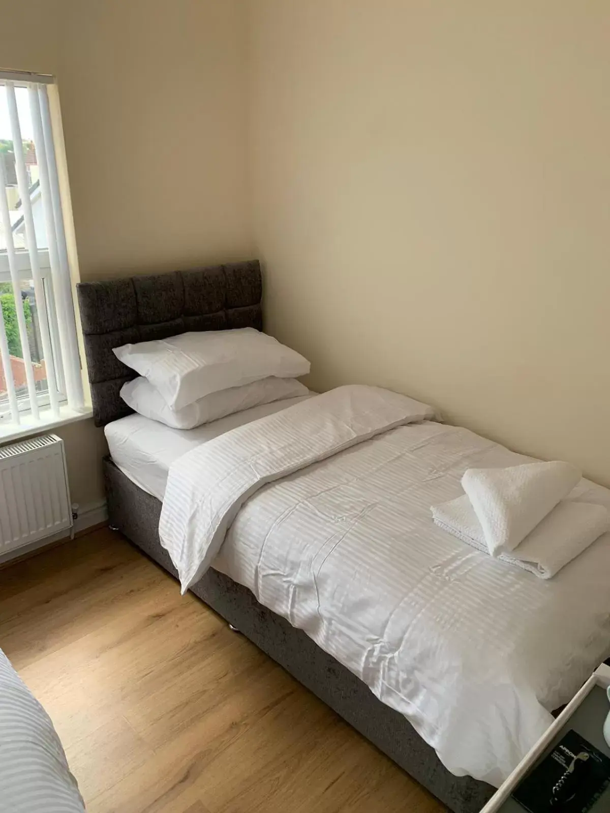 Bed in Smeaton serviced Accommodation