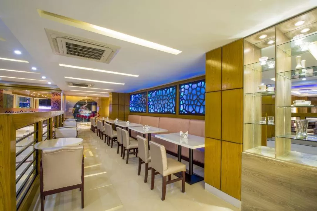 Lobby or reception in Hotel Mira Garden