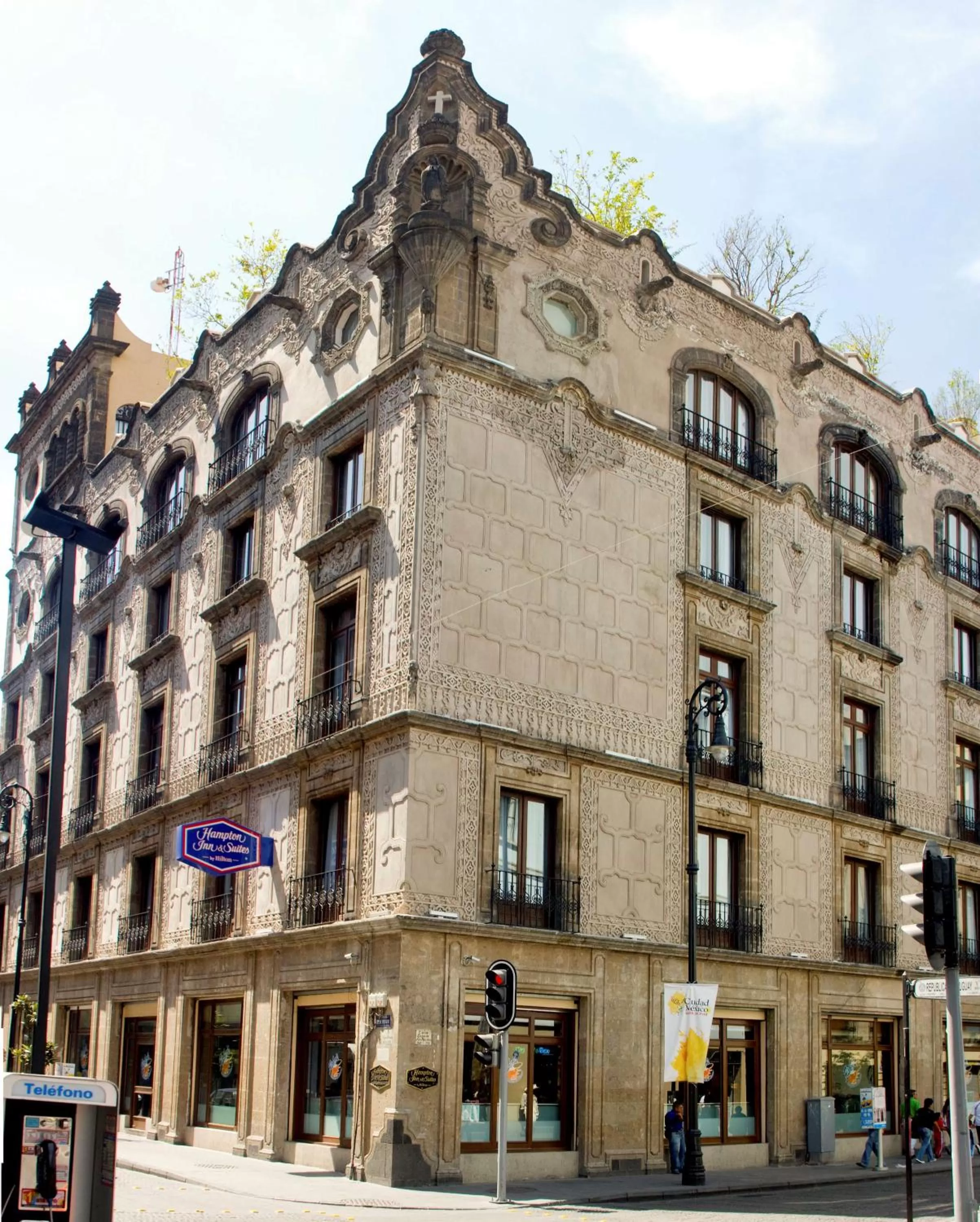 Property building in Hampton Inn & Suites Mexico City - Centro Historico