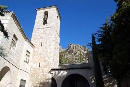 Nearby landmark in Hotel Sara De Ur