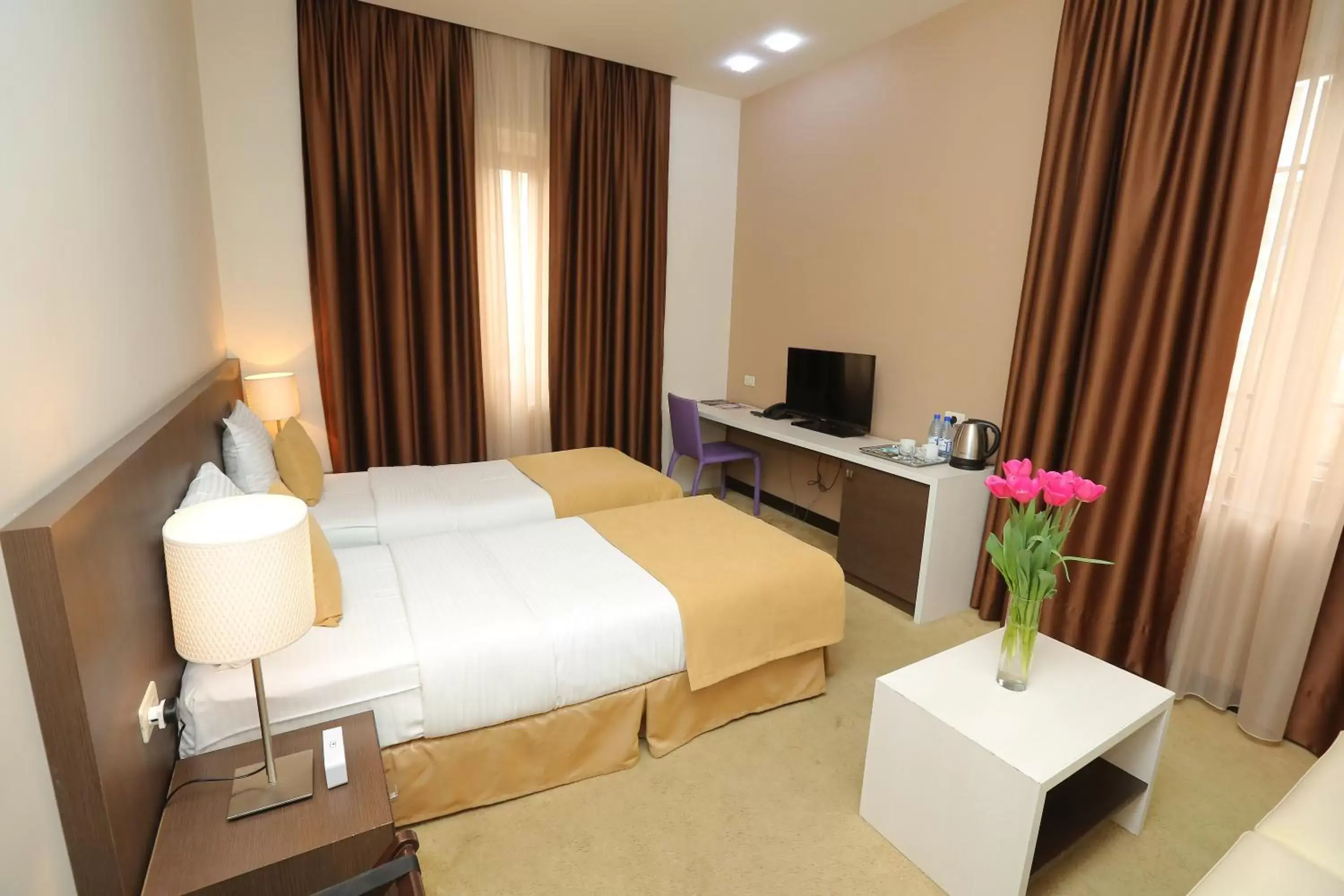 Bedroom, Bed in My Hotel Yerevan