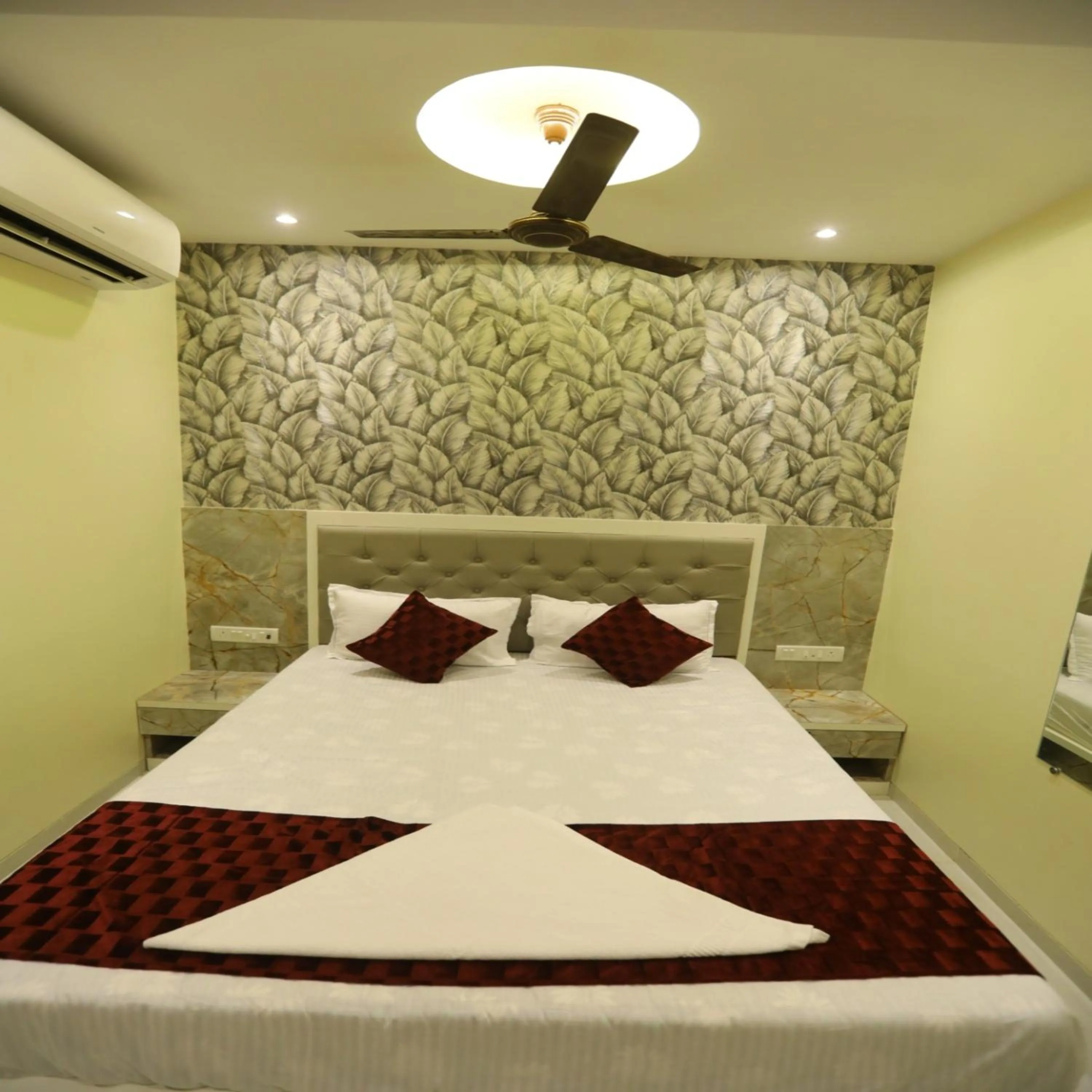 Bed in Hotel Sai Siddhi Inn - MIDC Industrial Area, Mahape Navi Mumbai