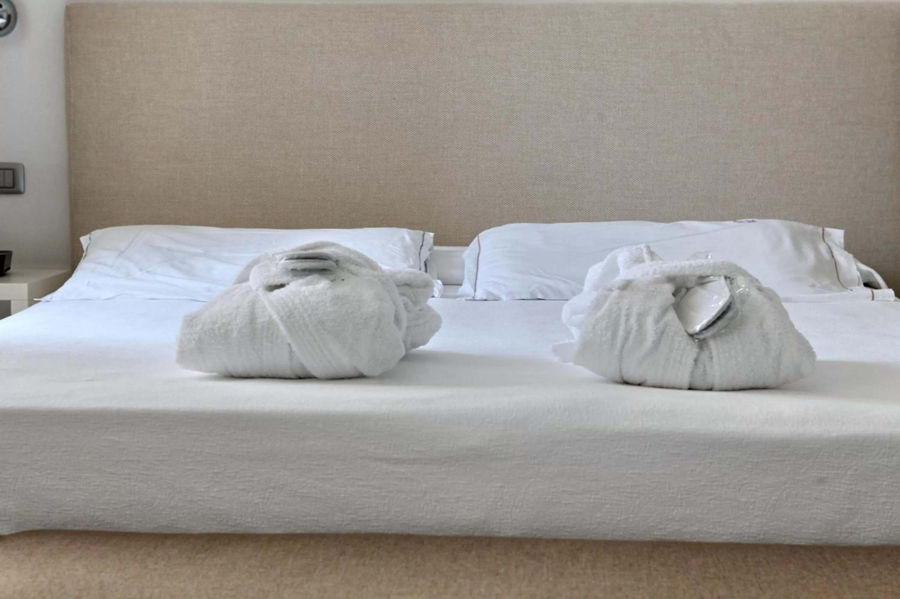 Decorative detail, Bed in Albergo Accademia