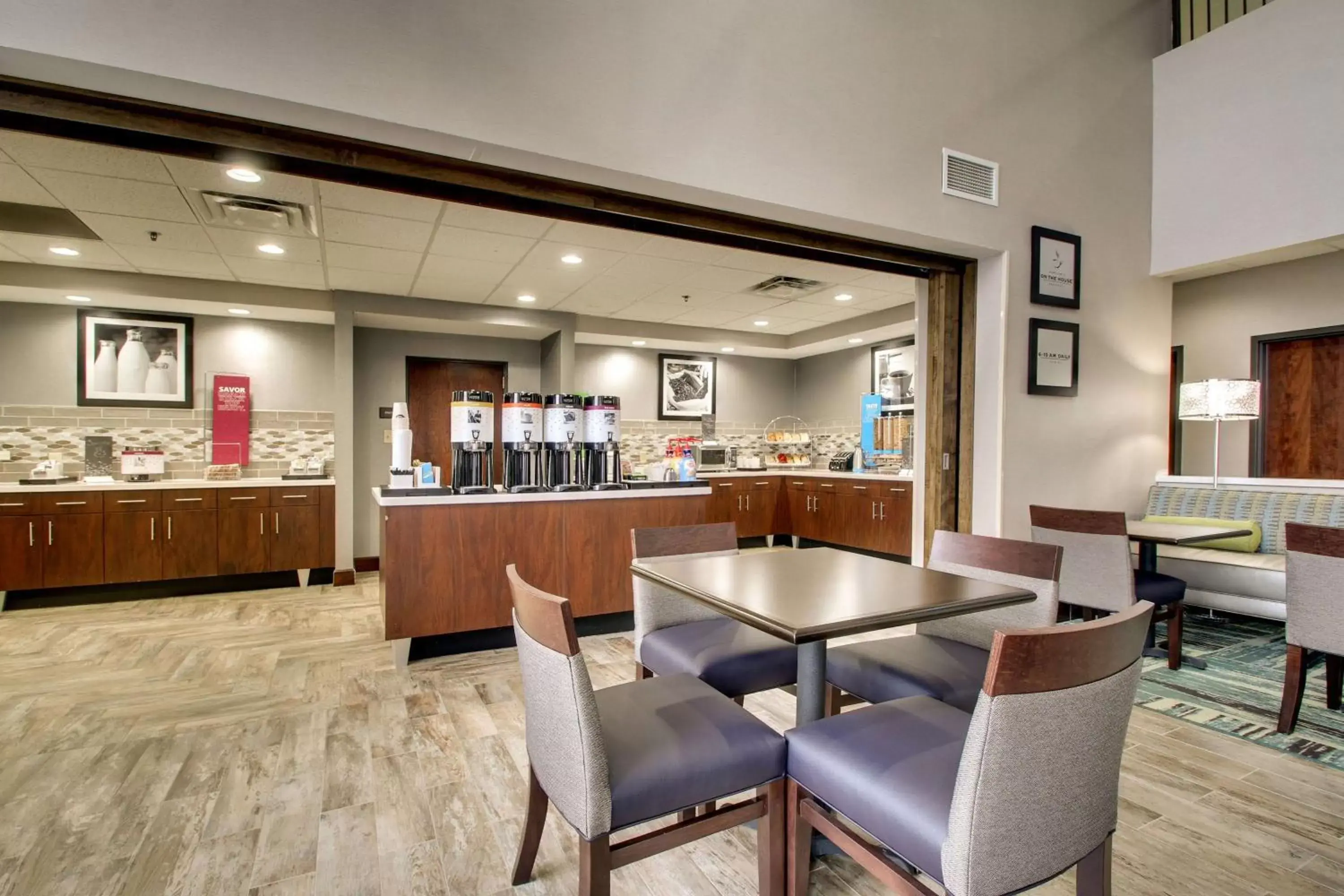 Restaurant/places to eat in Hampton Inn Yemassee/Point South, Sc