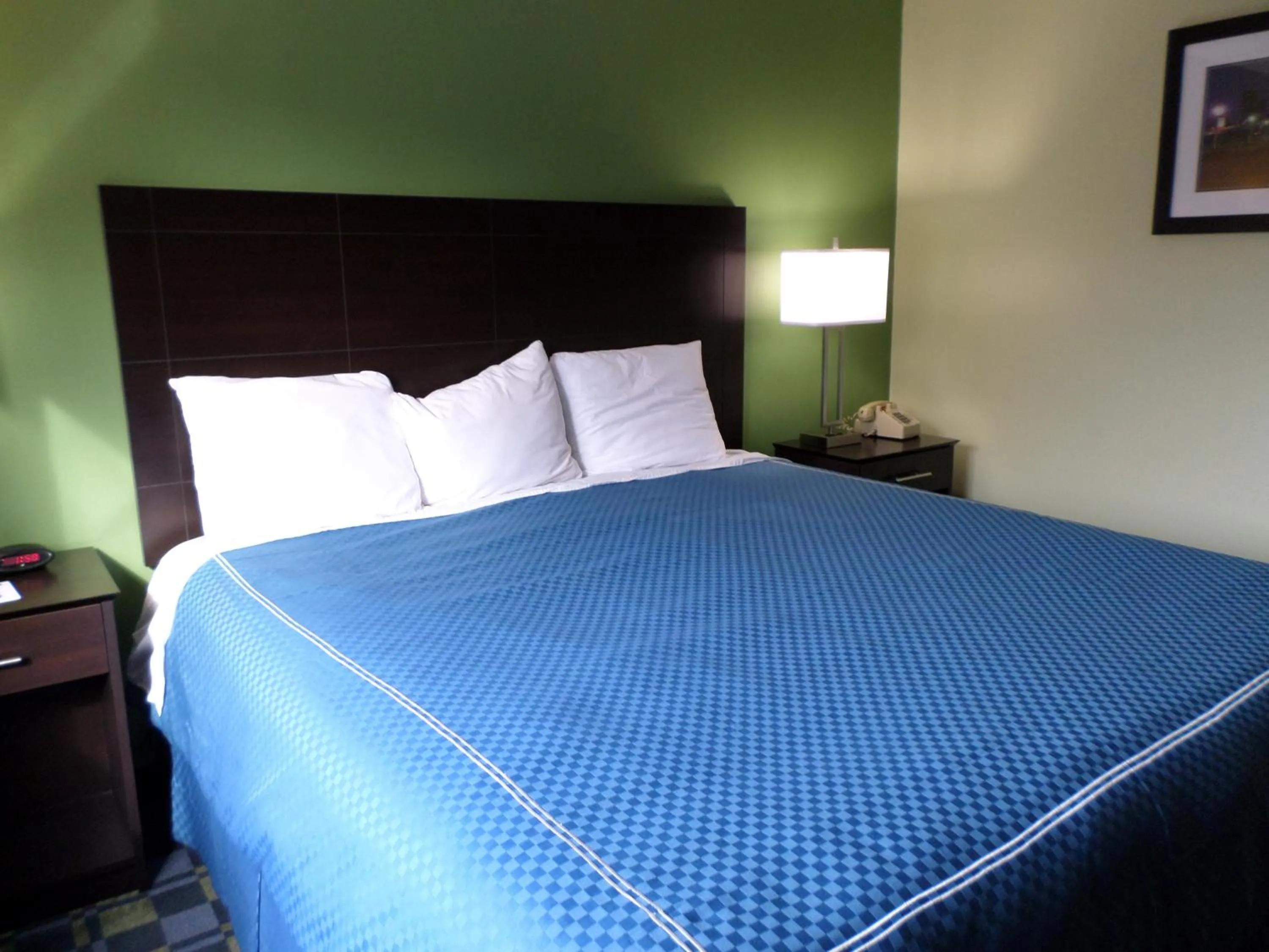 Bed in Travelodge by Wyndham Cleveland Lakewood