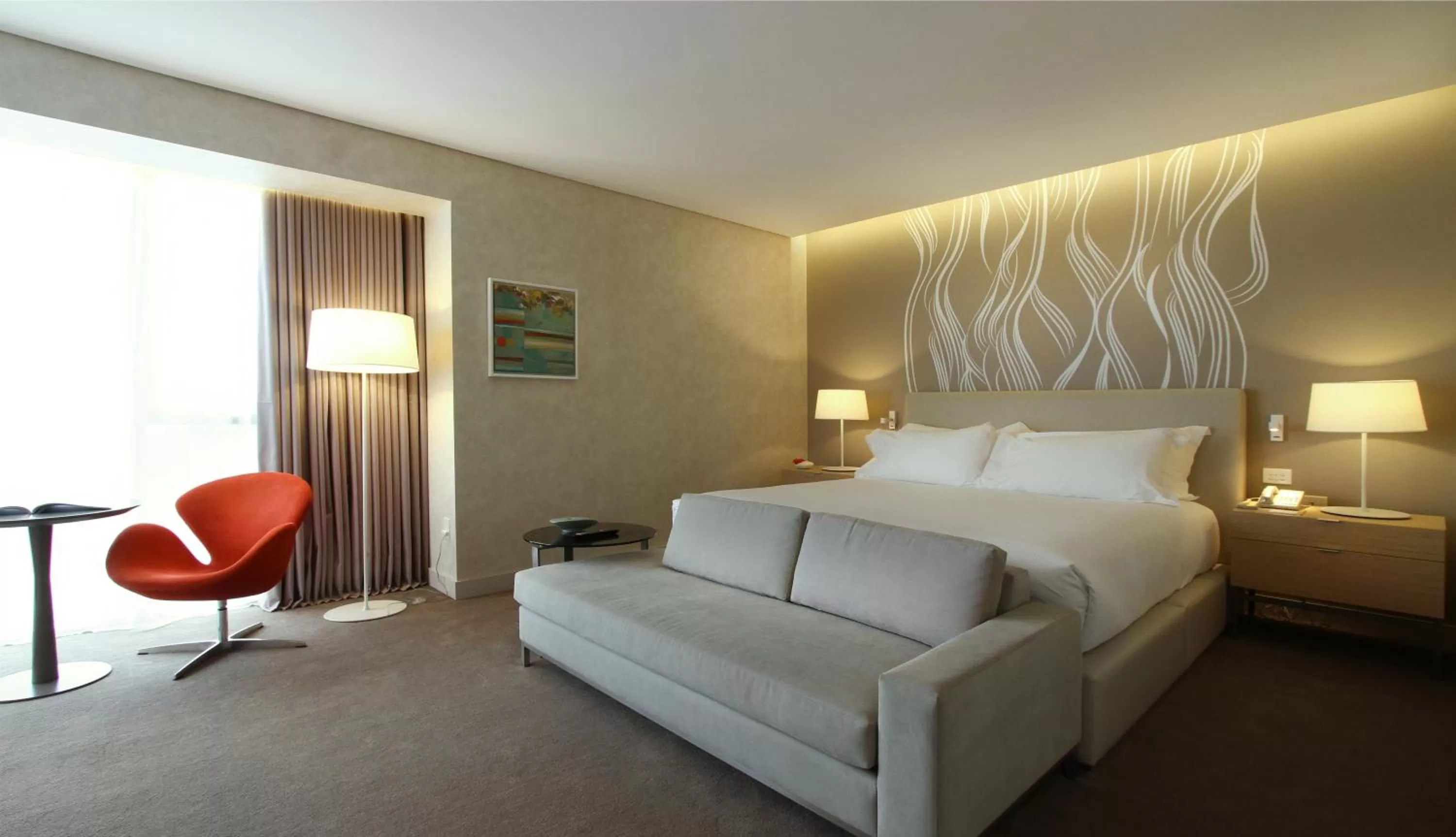 Photo of the whole room, Bed in The Grand Hotel