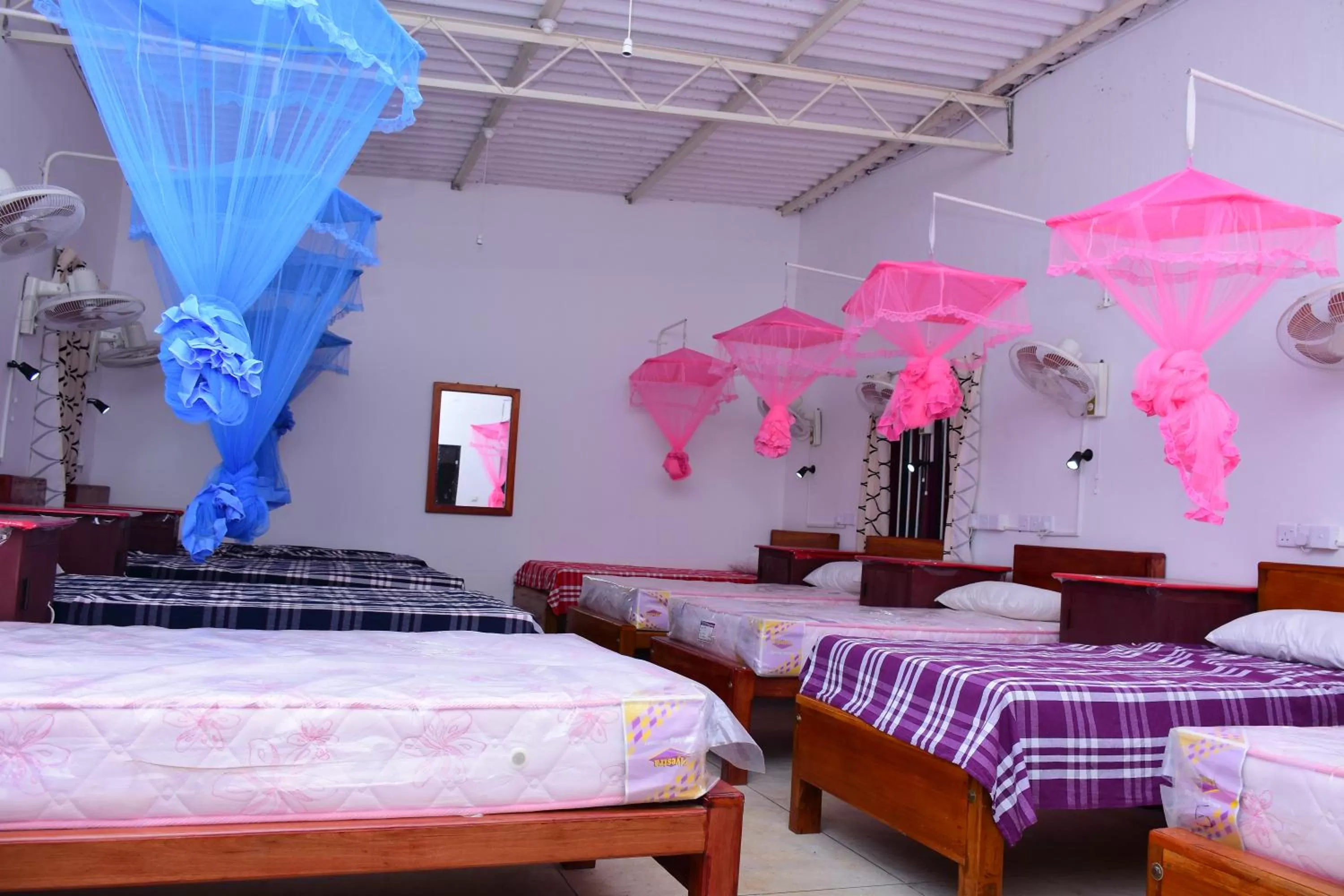 Bed in Trinco Star Cabana