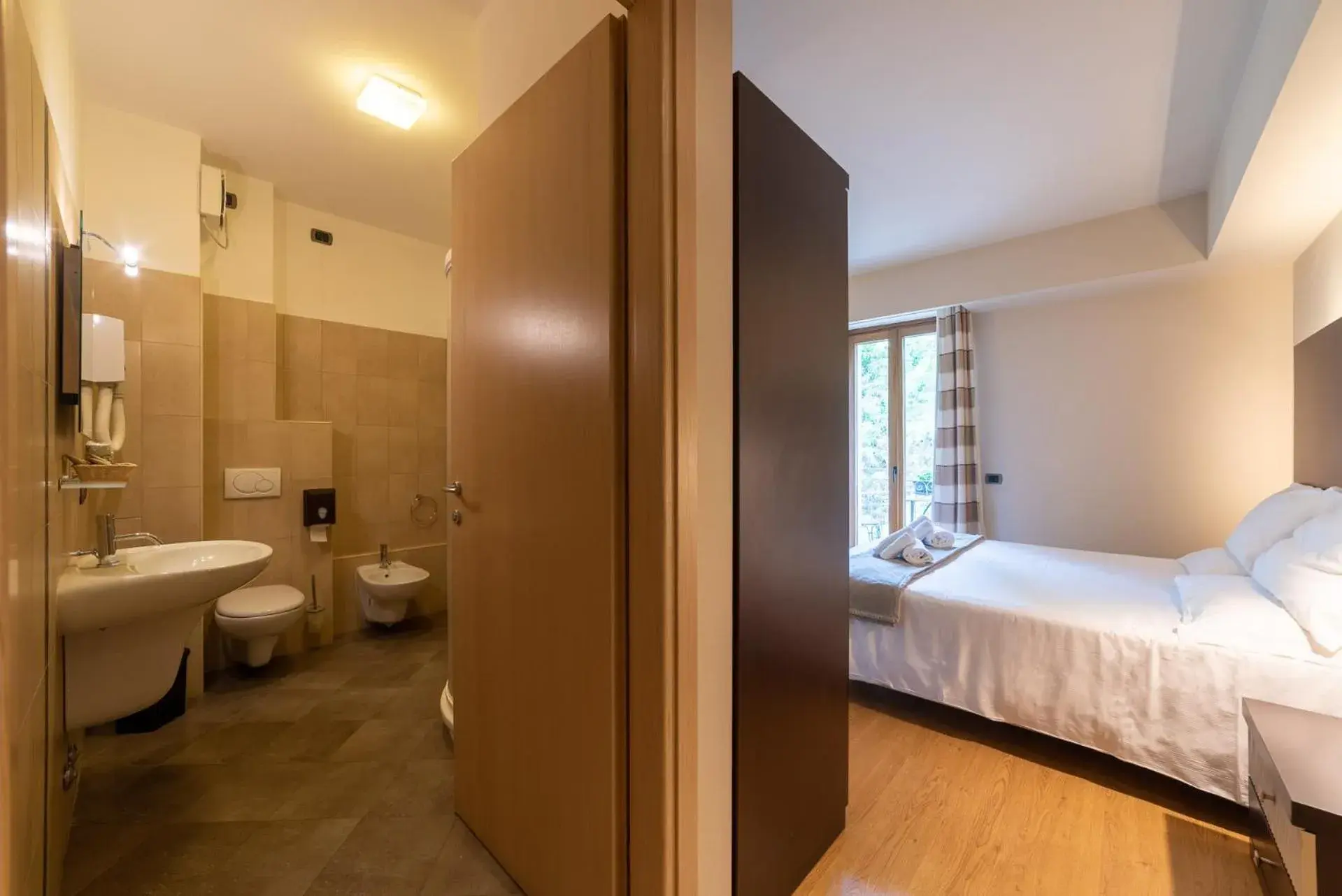 Bathroom in Hotel Ristorante San Carlo
