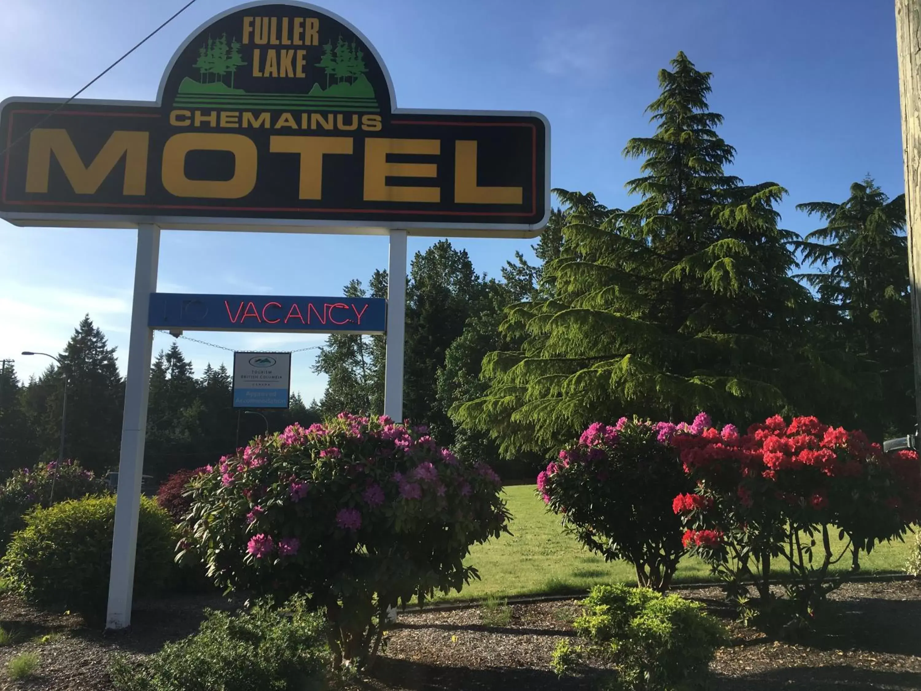 Property logo or sign, Property Building in Fuller Lake Chemainus Motel