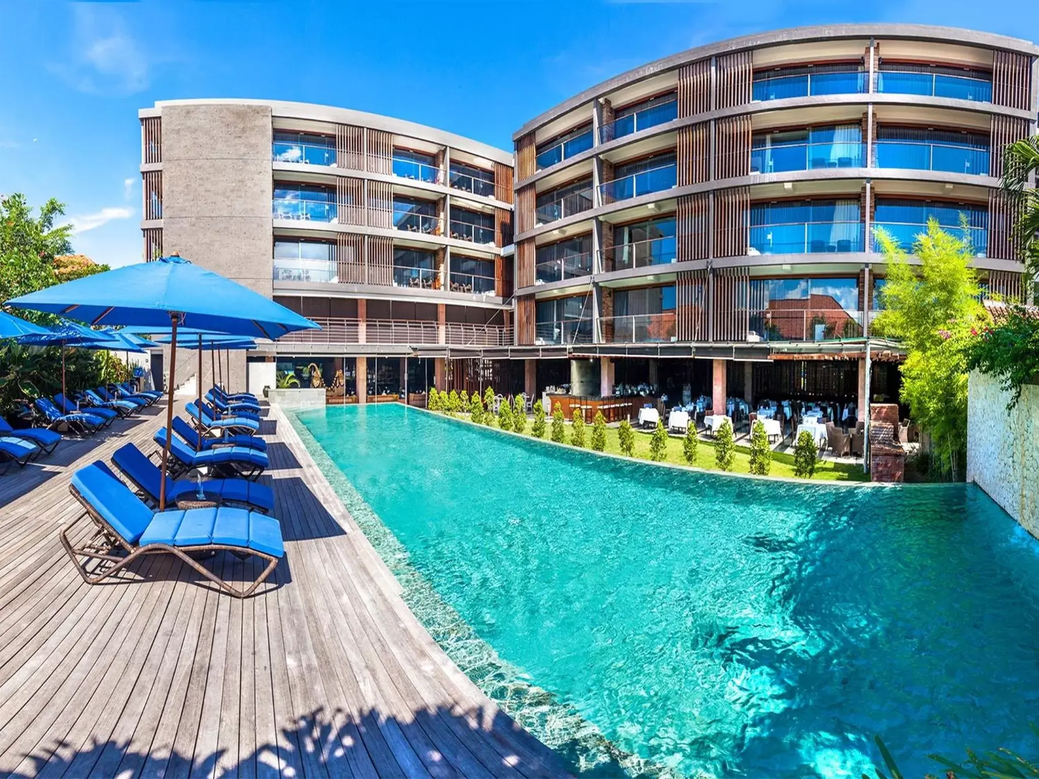 Swimming pool, Property Building in Watermark Hotel & Spa Bali