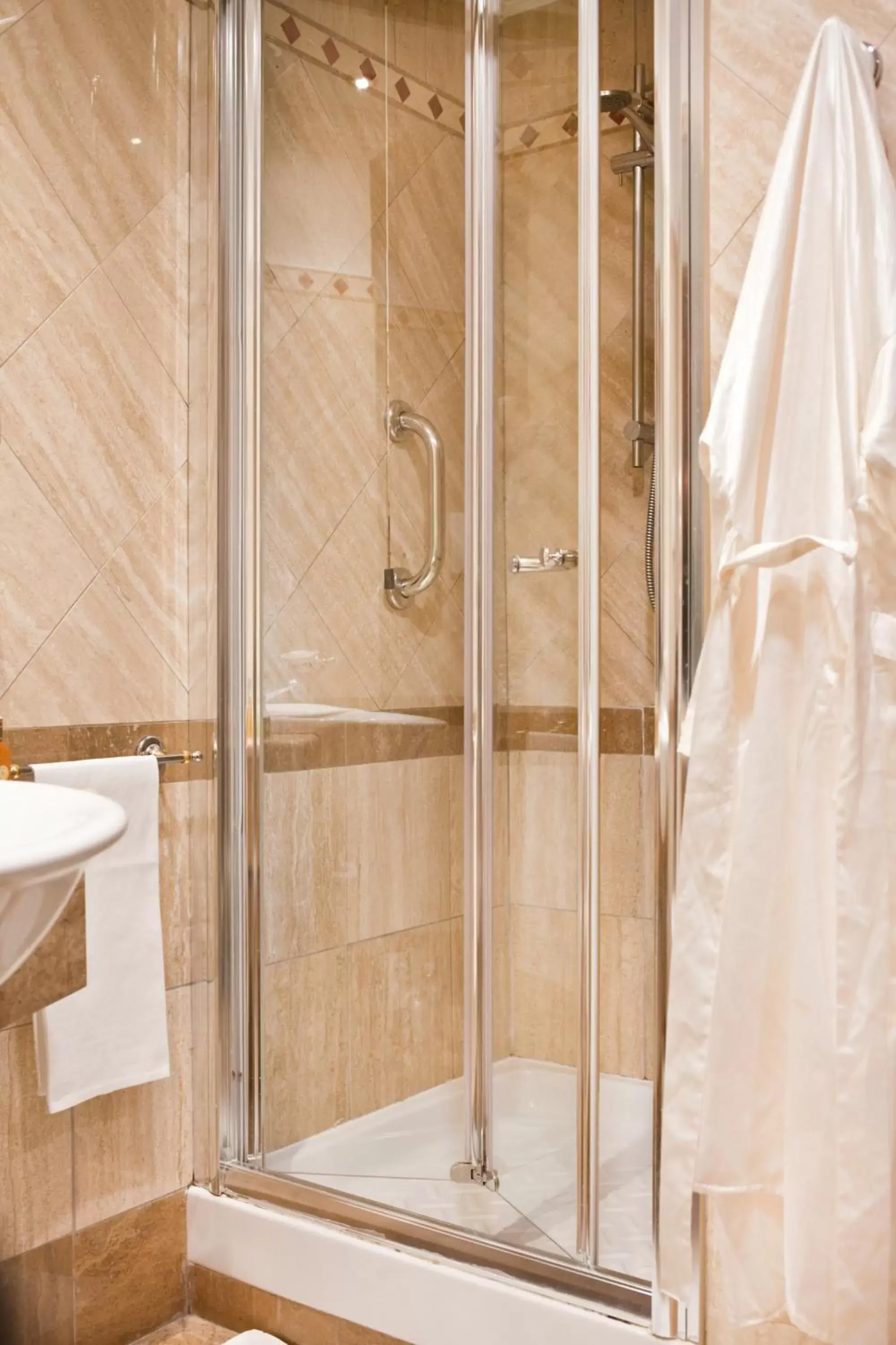 Shower in Hotel Barberini