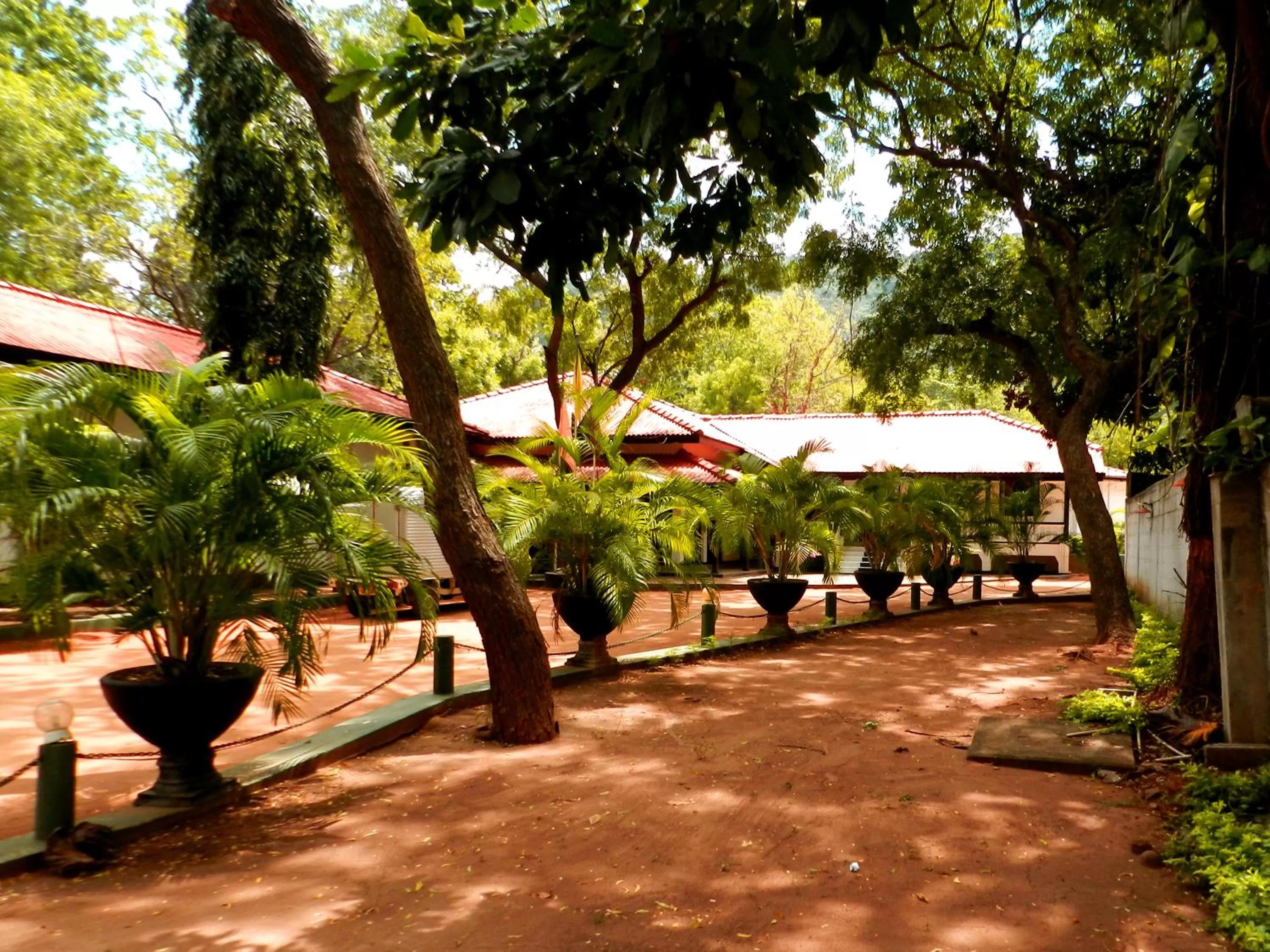 Property building in Jayasinghe Holiday Resort