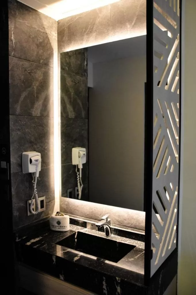 Deluxe Queen Room in Amarterra Hotel Boutique