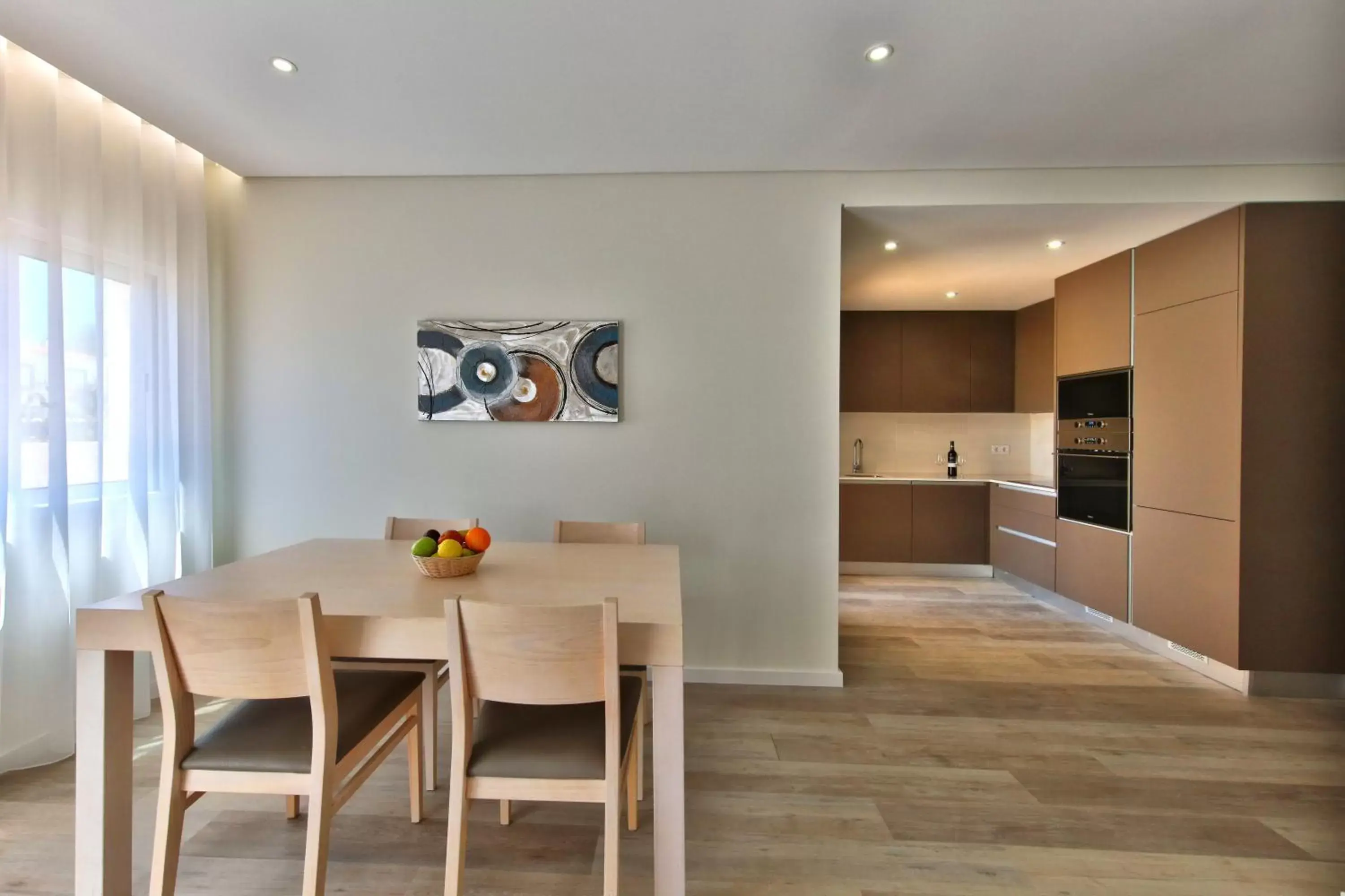 Kitchen or kitchenette, Dining Area in Agua Hotels Vila Branca